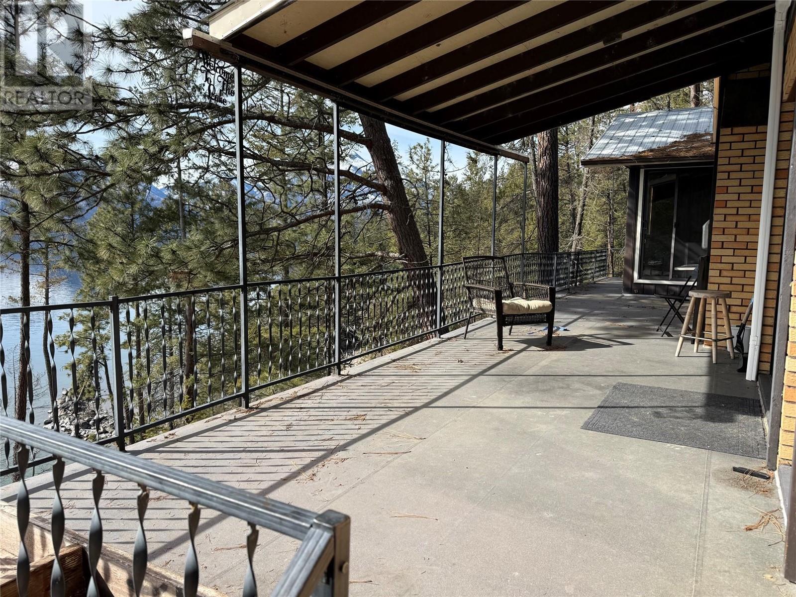 9779 3a Highway, Kuskanook, British Columbia  V0B 1A1 - Photo 7 - 10338425