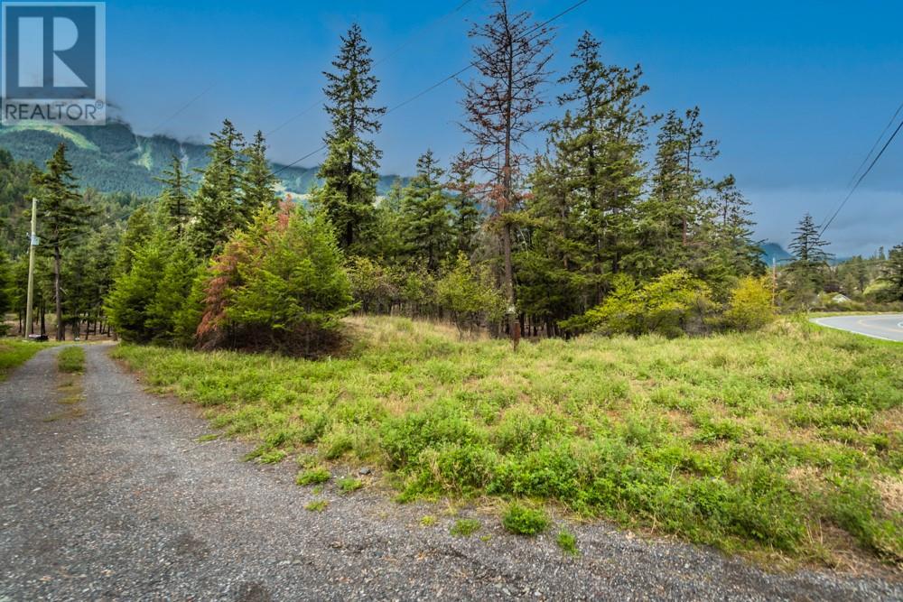 5225 12 Highway, Lillooet, British Columbia  V0K 1V0 - Photo 6 - 10339055