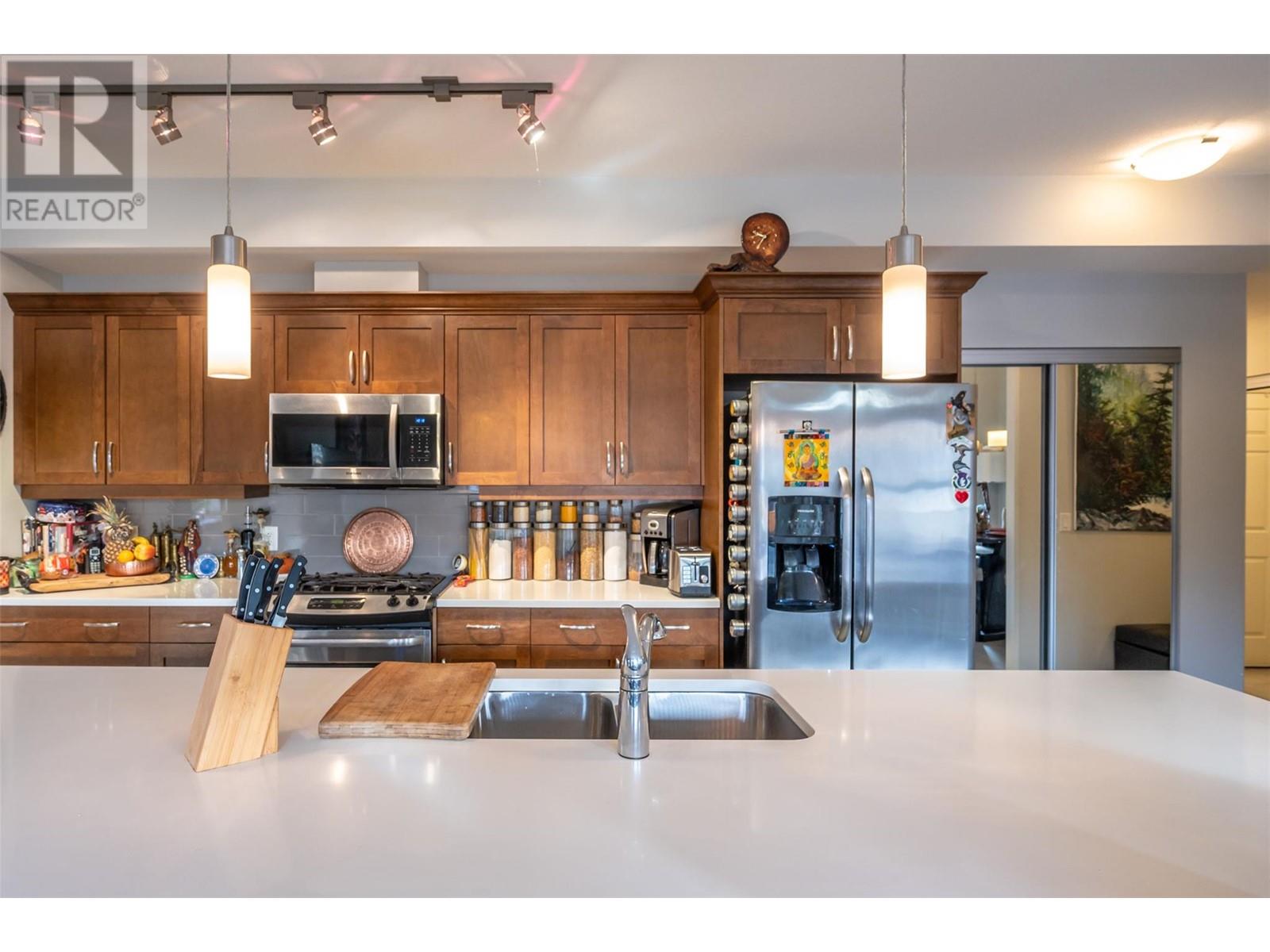 3591 Skaha Lake Road Unit# 204, Penticton, British Columbia  V2A 7K2 - Photo 12 - 10338971