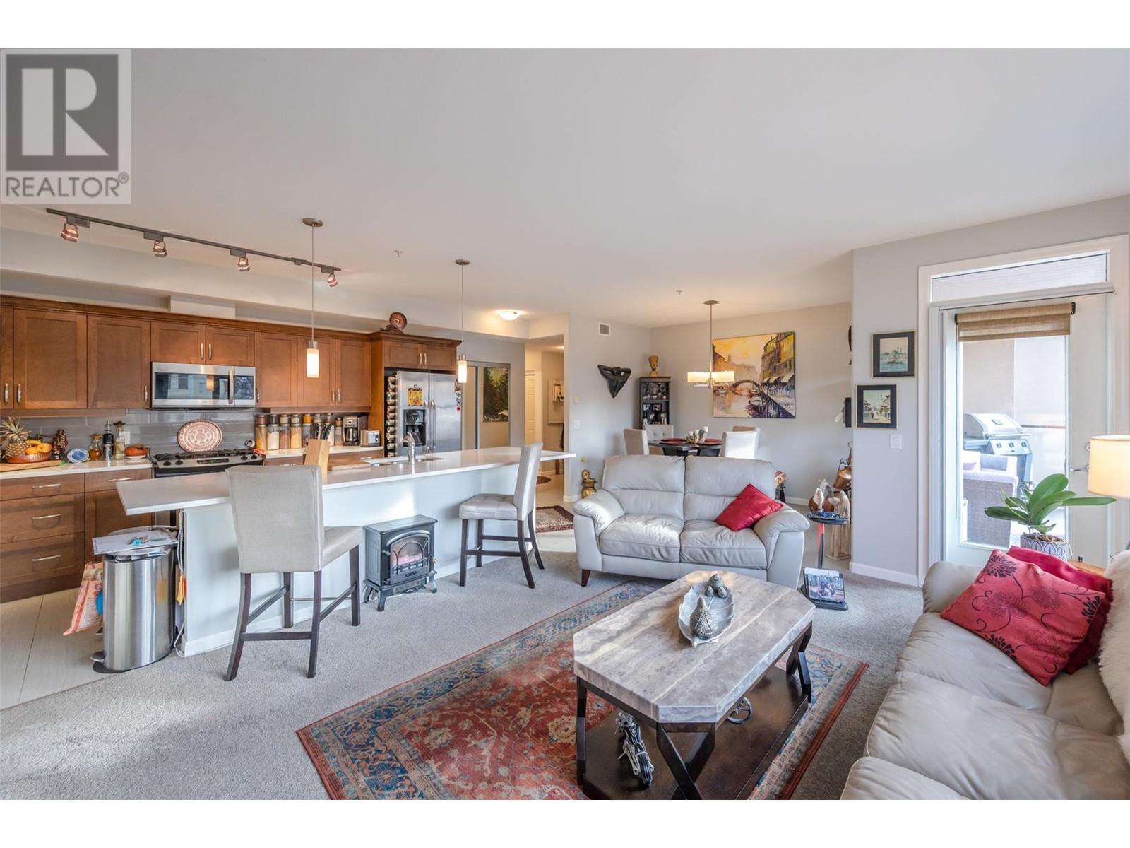 3591 Skaha Lake Road Unit# 204, Penticton, British Columbia  V2A 7K2 - Photo 6 - 10338971