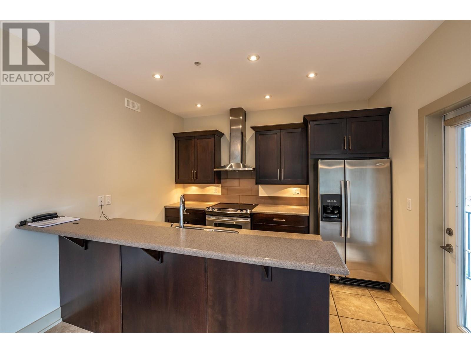 250 Waterford Avenue Unit# 210, Penticton, British Columbia  V2A 2T8 - Photo 7 - 10339135