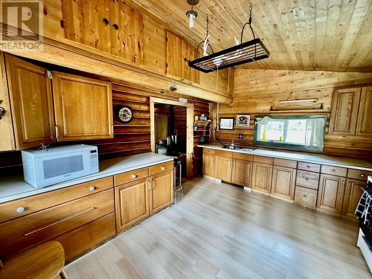 8915 Christian Valley Road, Westbridge, British Columbia  V0H 2B0 - Photo 13 - 10339124