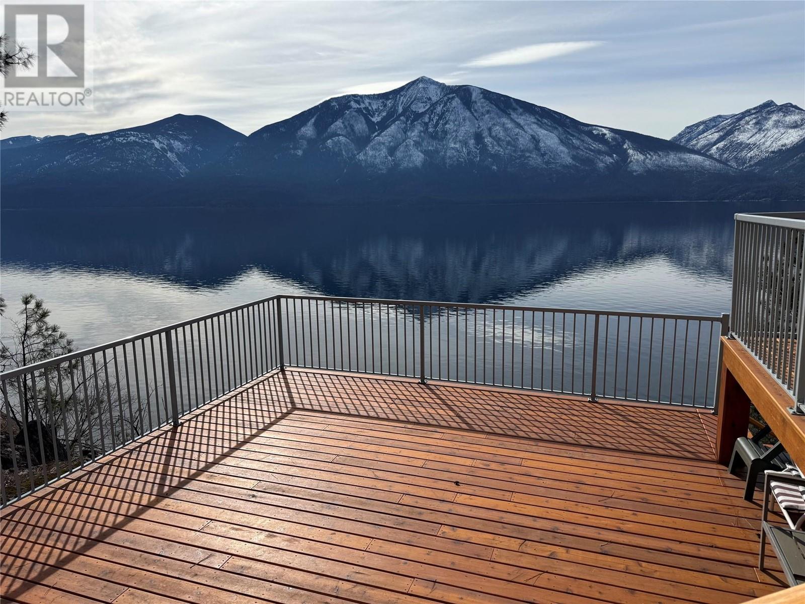 9703 3a Highway, Kuskanook, British Columbia  V0B 1A1 - Photo 1 - 10338461