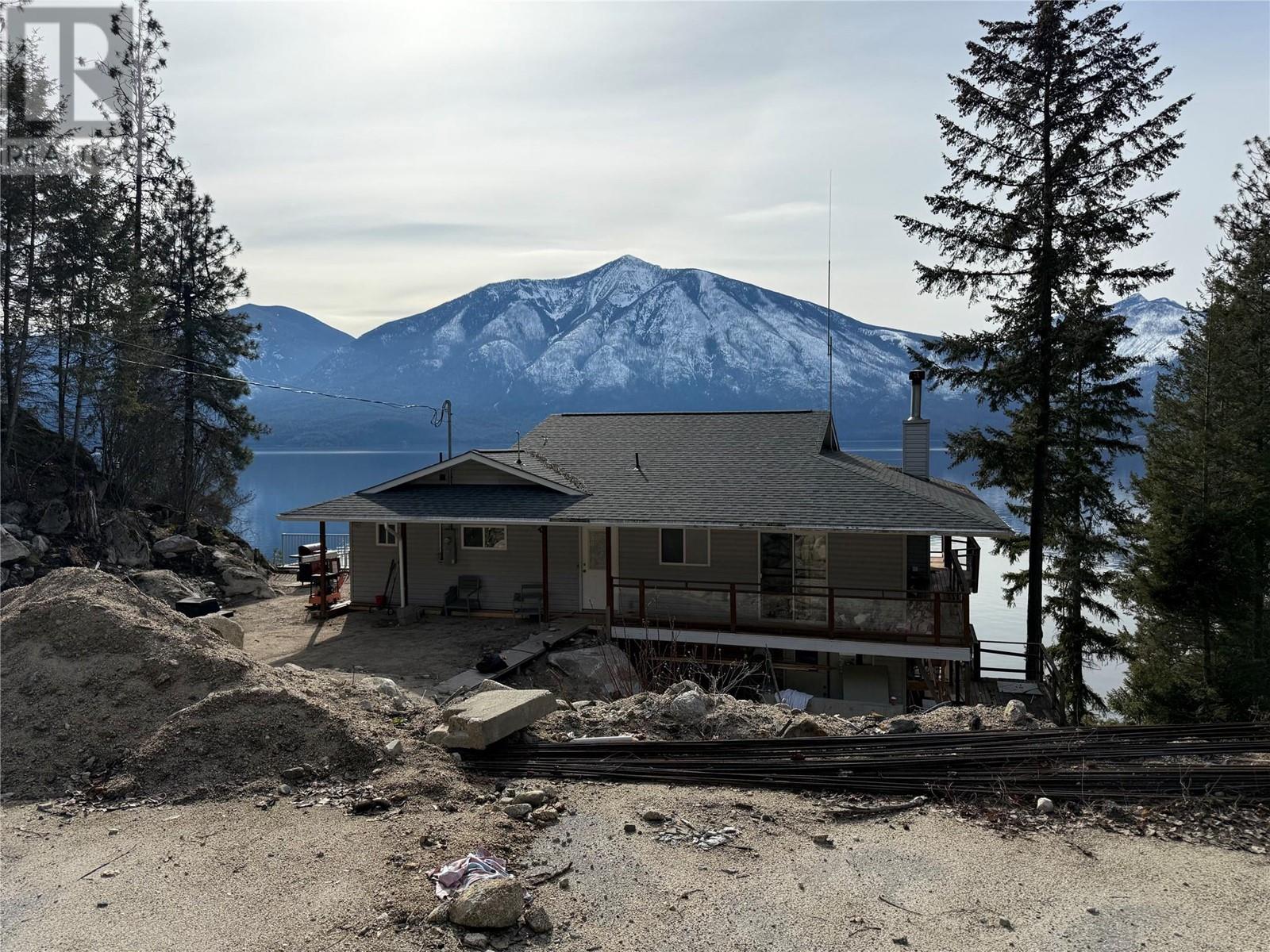 9703 3a Highway, Kuskanook, British Columbia  V0B 1A1 - Photo 3 - 10338461