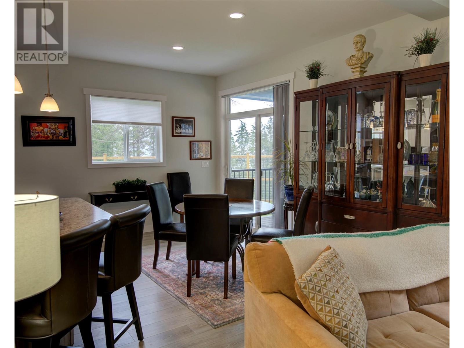 9468 Houghton Road, Vernon, British Columbia  V1H 2C9 - Photo 12 - 10339143