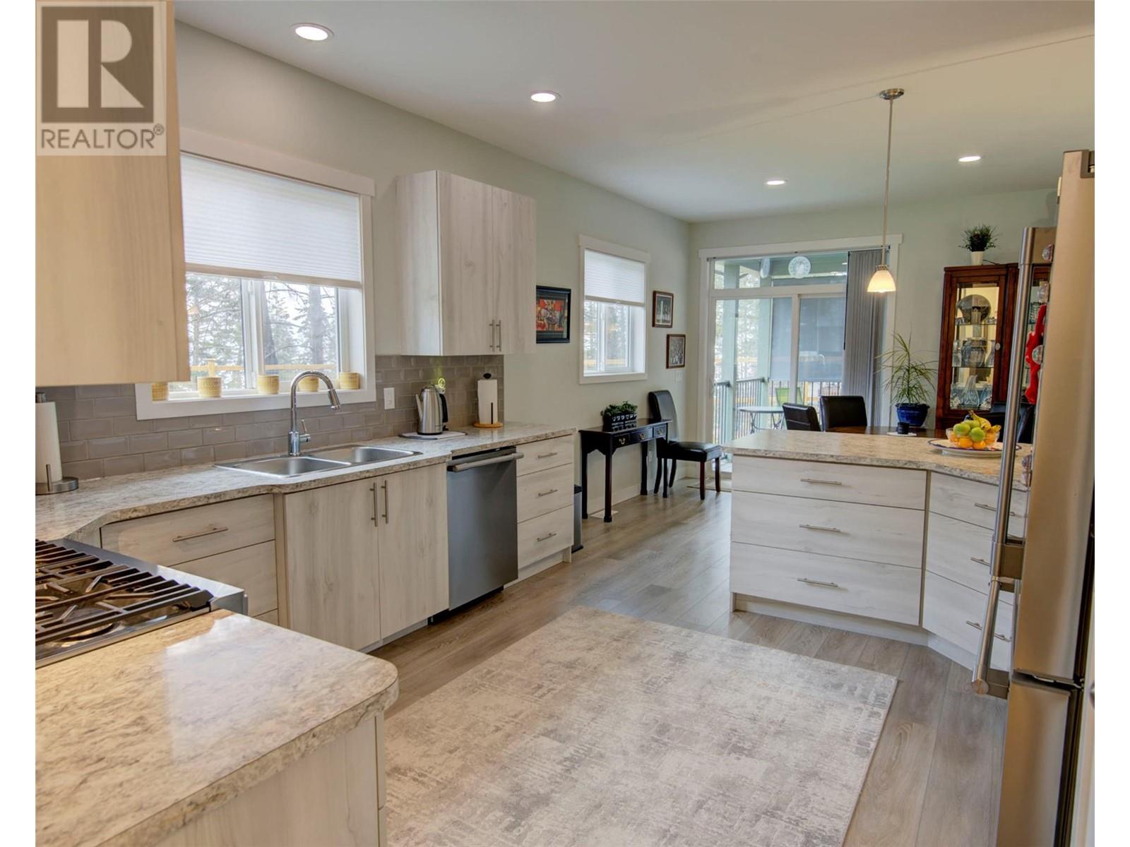 9468 Houghton Road, Vernon, British Columbia  V1H 2C9 - Photo 13 - 10339143