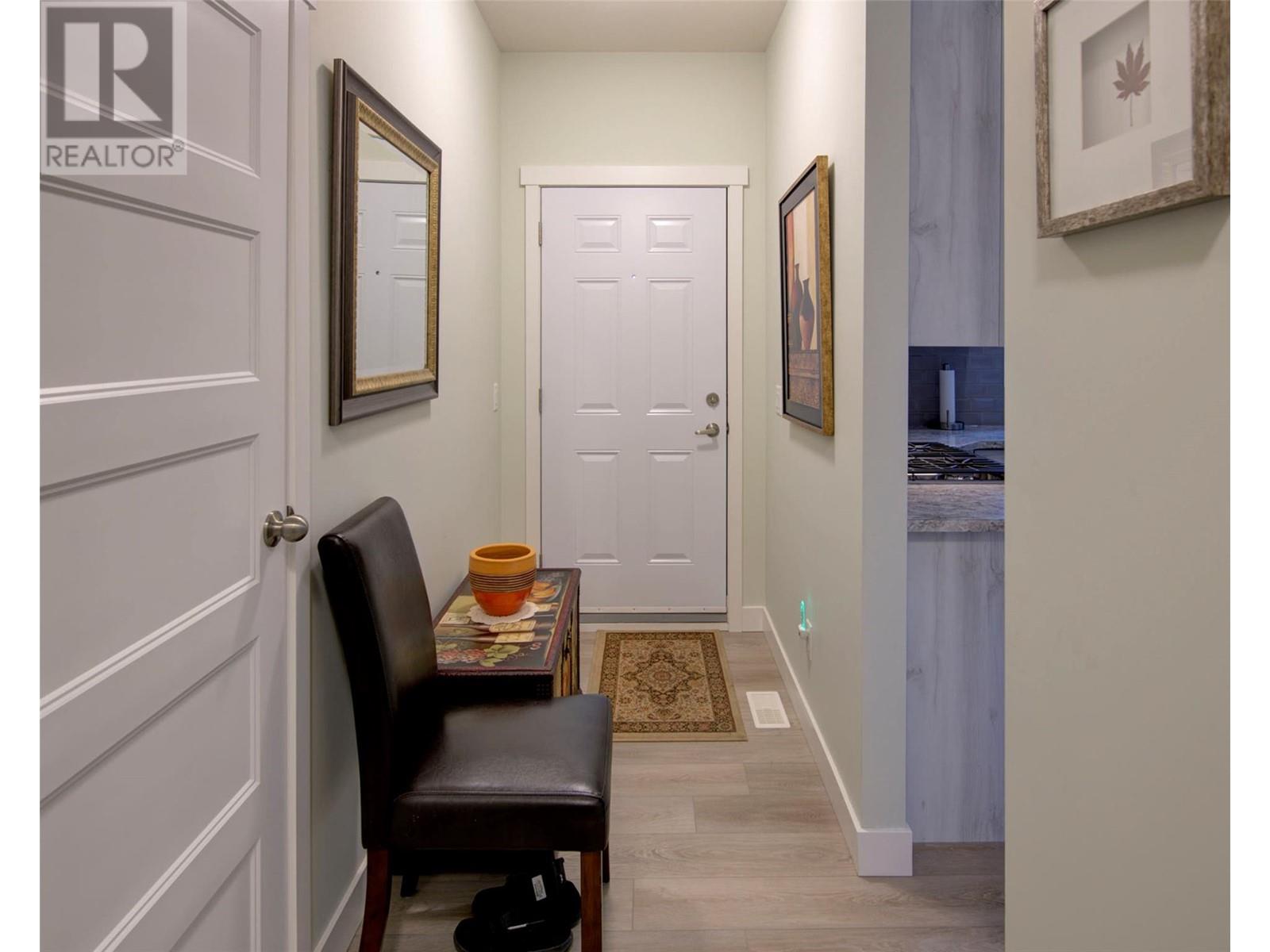 9468 Houghton Road, Vernon, British Columbia  V1H 2C9 - Photo 5 - 10339143