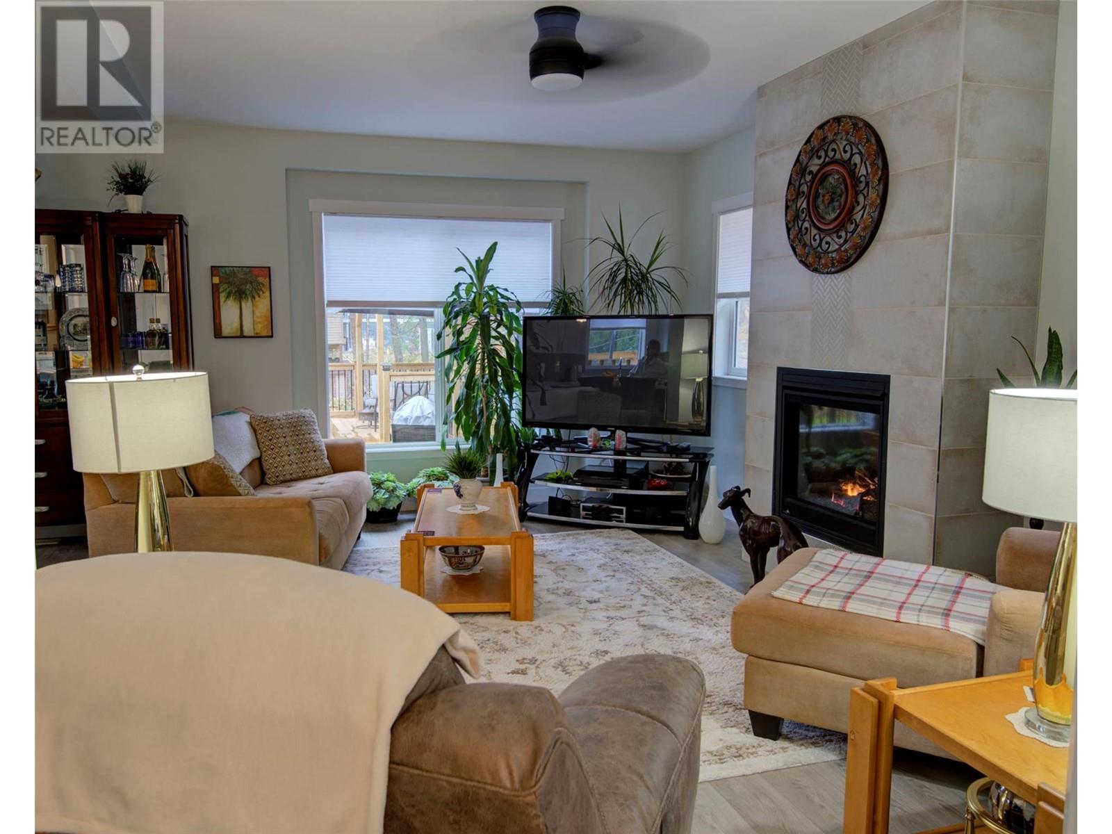 9468 Houghton Road, Vernon, British Columbia  V1H 2C9 - Photo 6 - 10339143