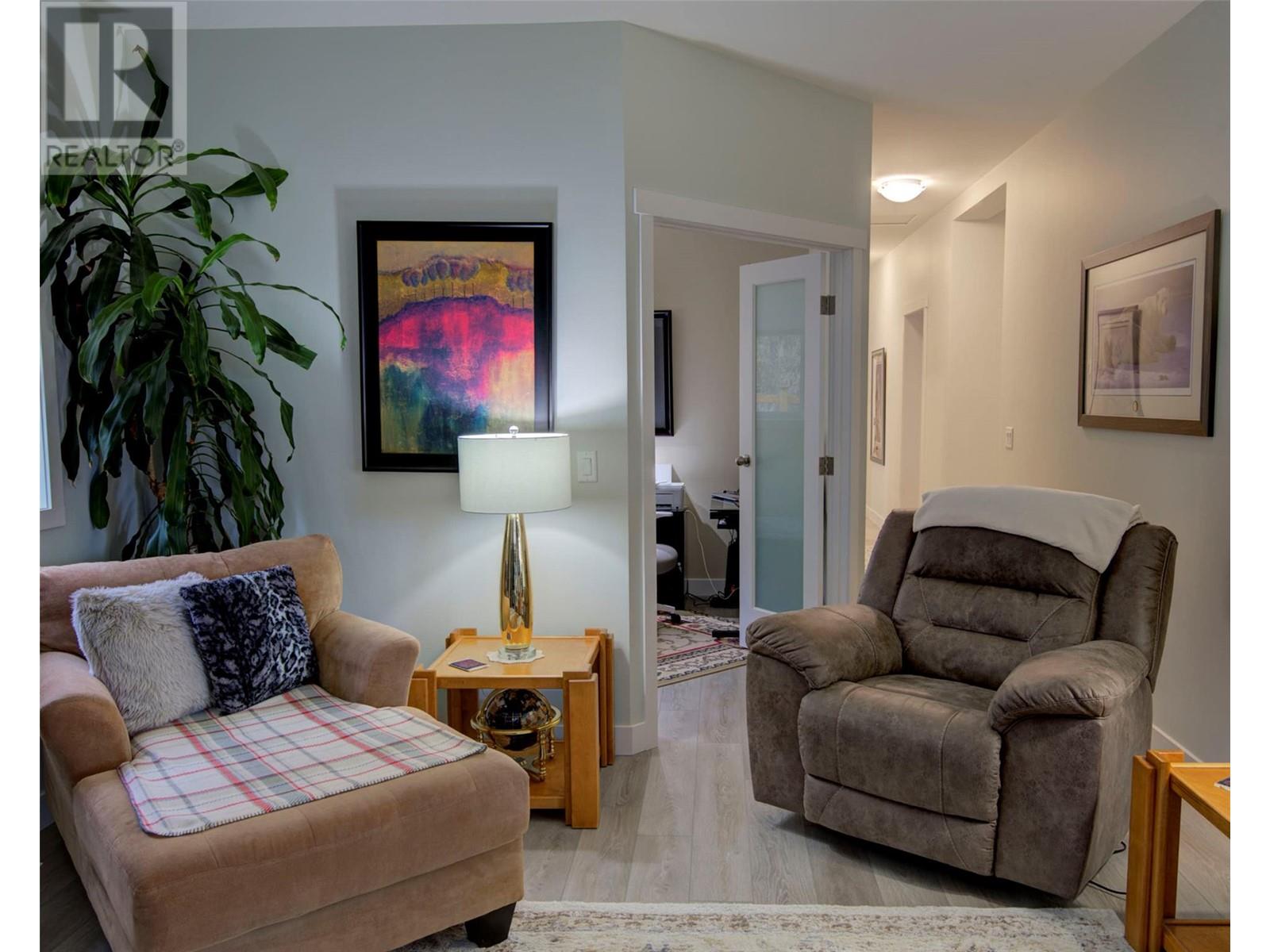 9468 Houghton Road, Vernon, British Columbia  V1H 2C9 - Photo 9 - 10339143