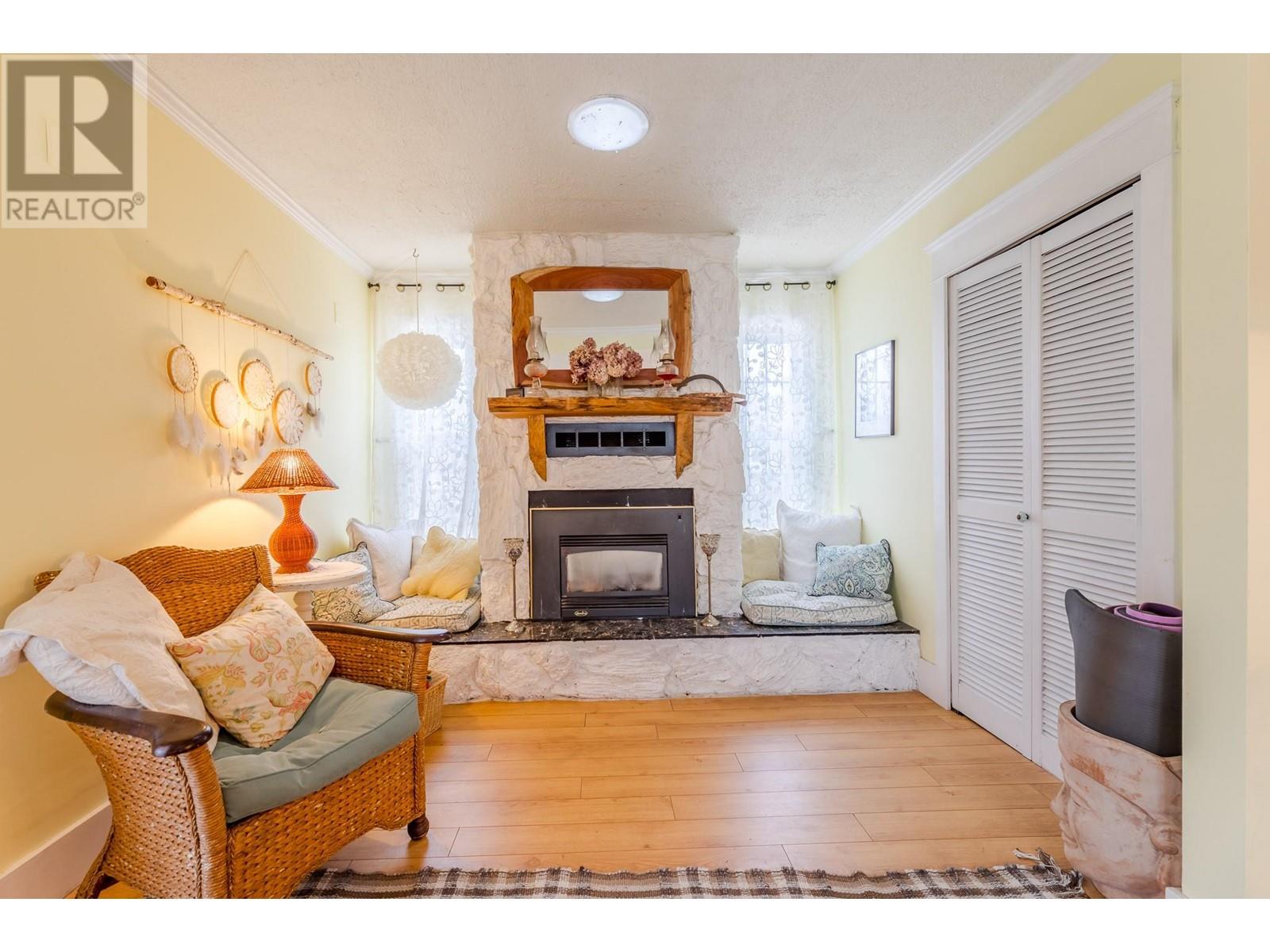 413 Westminster Avenue W, Penticton, British Columbia  V2A 1K4 - Photo 4 - 10338802