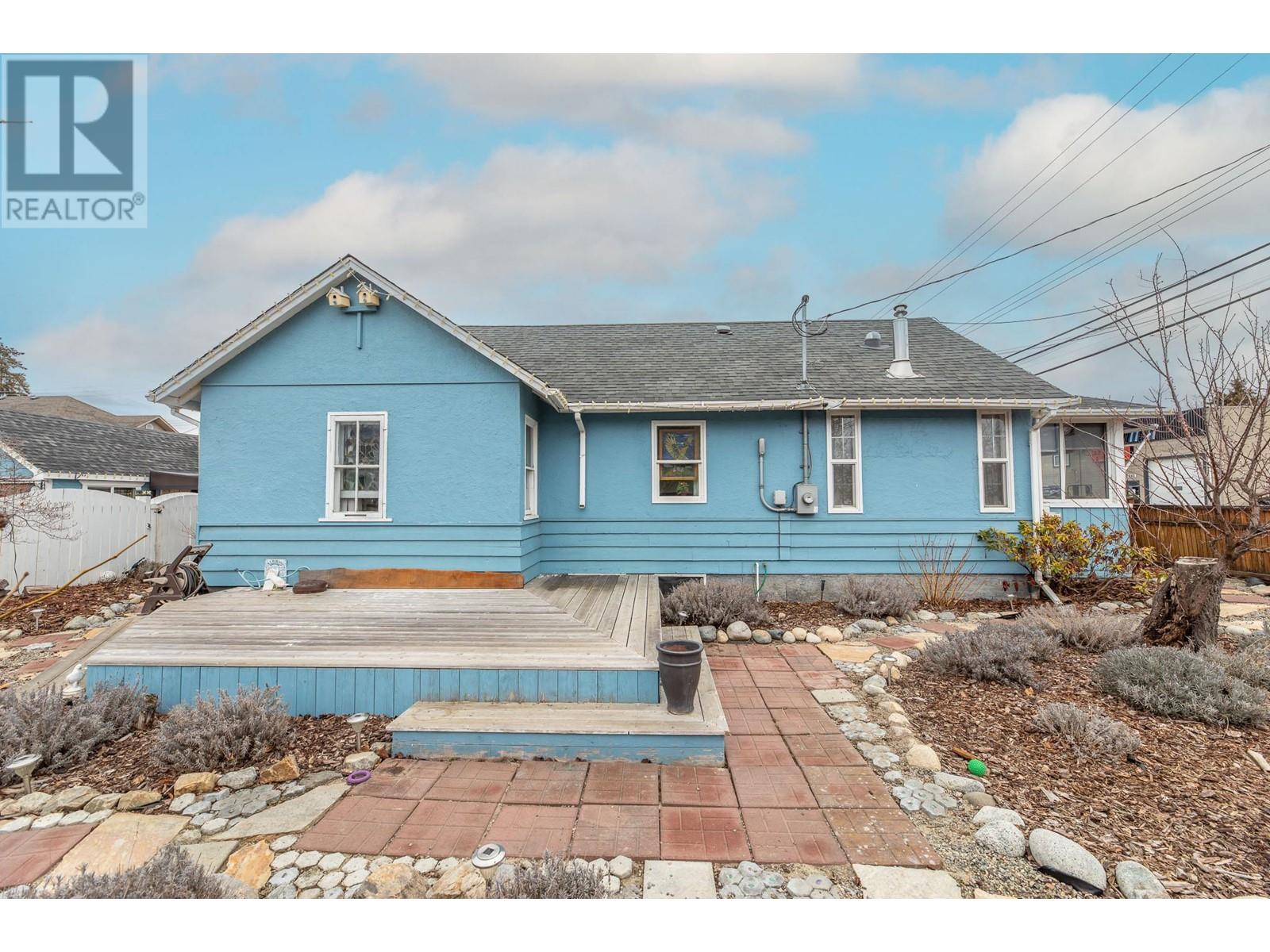 413 Westminster Avenue W, Penticton, British Columbia  V2A 1K4 - Photo 8 - 10338802