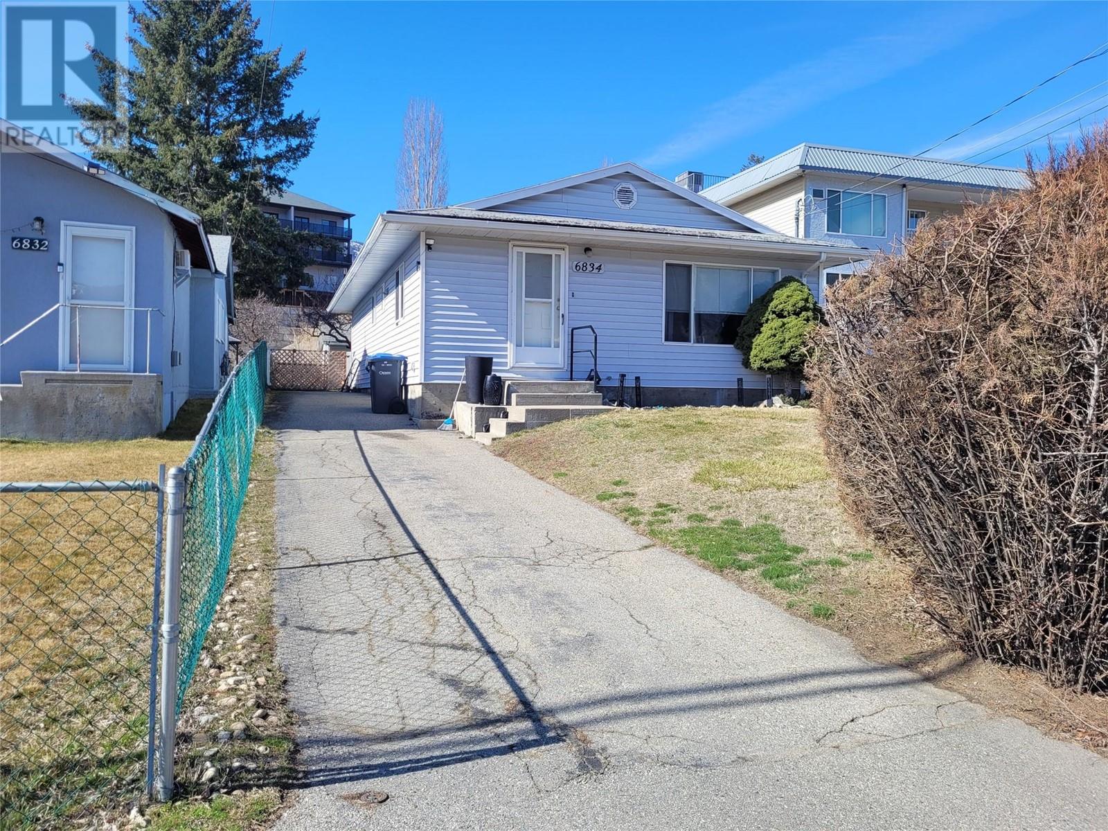 6834 89th Street, Osoyoos, British Columbia  V0H 1V1 - Photo 1 - 10339042