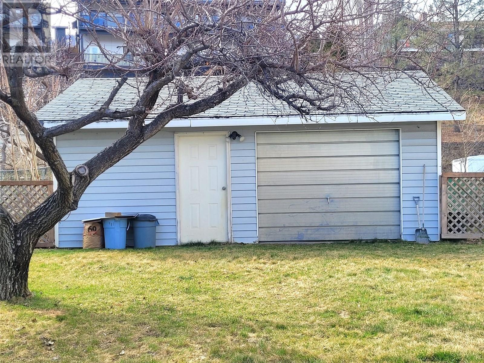 6834 89th Street, Osoyoos, British Columbia  V0H 1V1 - Photo 14 - 10339042