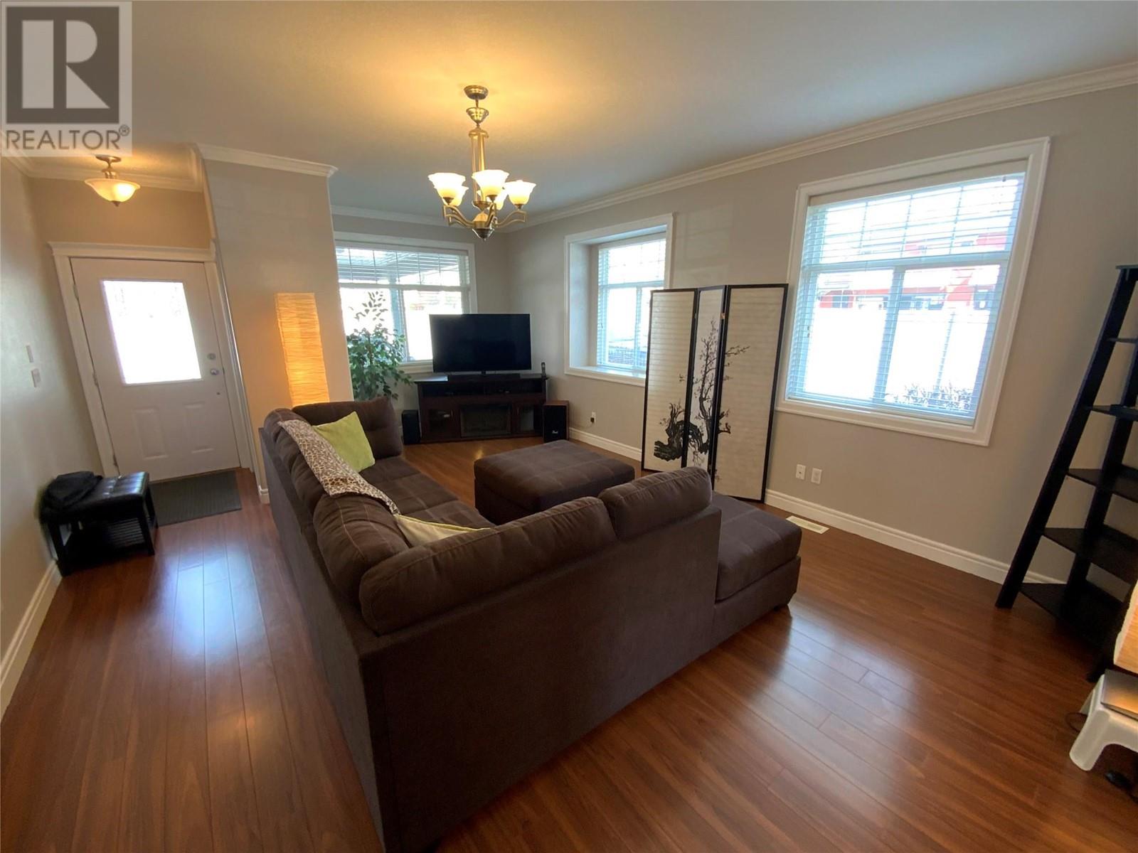 3011 South Main Street Unit# 101, Penticton, British Columbia  V2A 5J7 - Photo 2 - 10339259