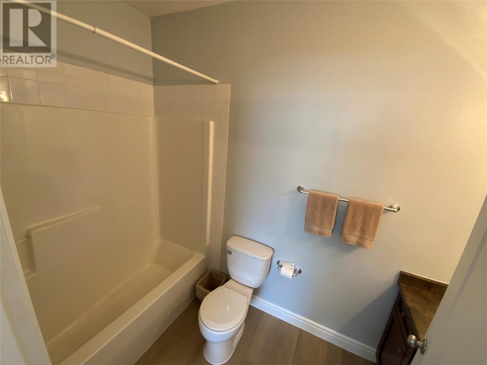 3011 South Main Street Unit# 101, Penticton, British Columbia  V2A 5J7 - Photo 8 - 10339259