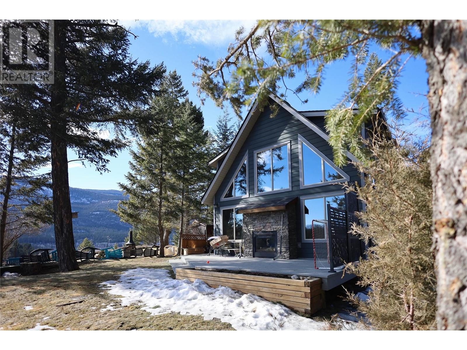 4868 Riverview Drive Unit# 43, Edgewater, British Columbia  V0A 1E0 - Photo 6 - 10338871