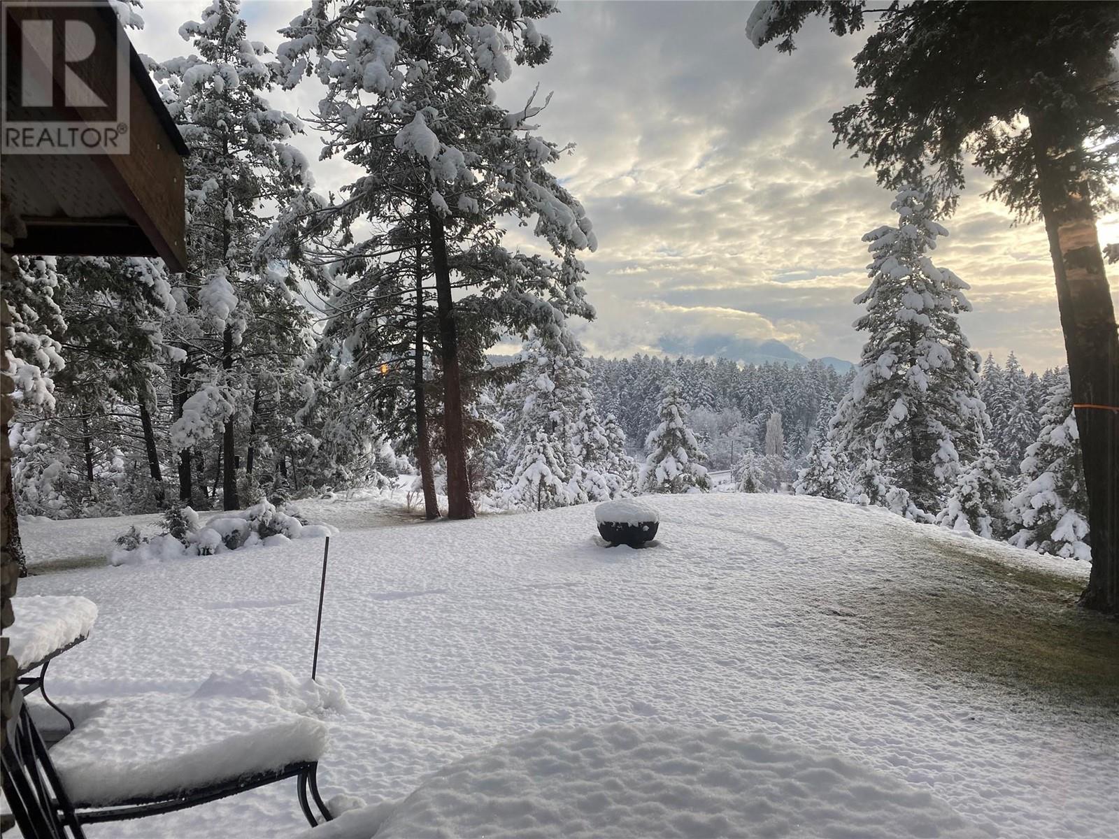 4868 Riverview Drive Unit# 43, Edgewater, British Columbia  V0A 1E0 - Photo 7 - 10338871