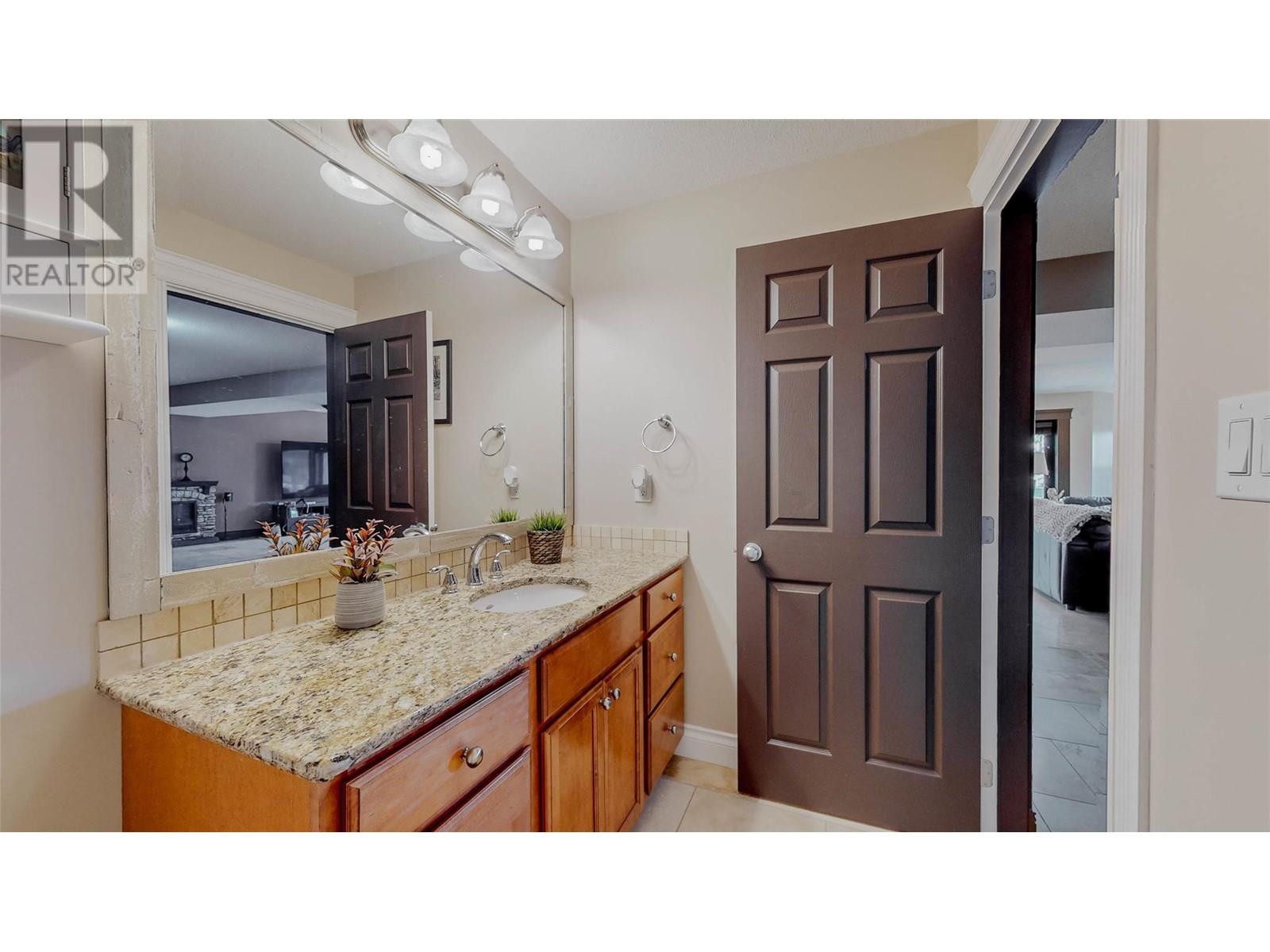 1370 Bullmoose Way, Osoyoos, British Columbia  V0H 1V6 - Photo 31 - 10339254