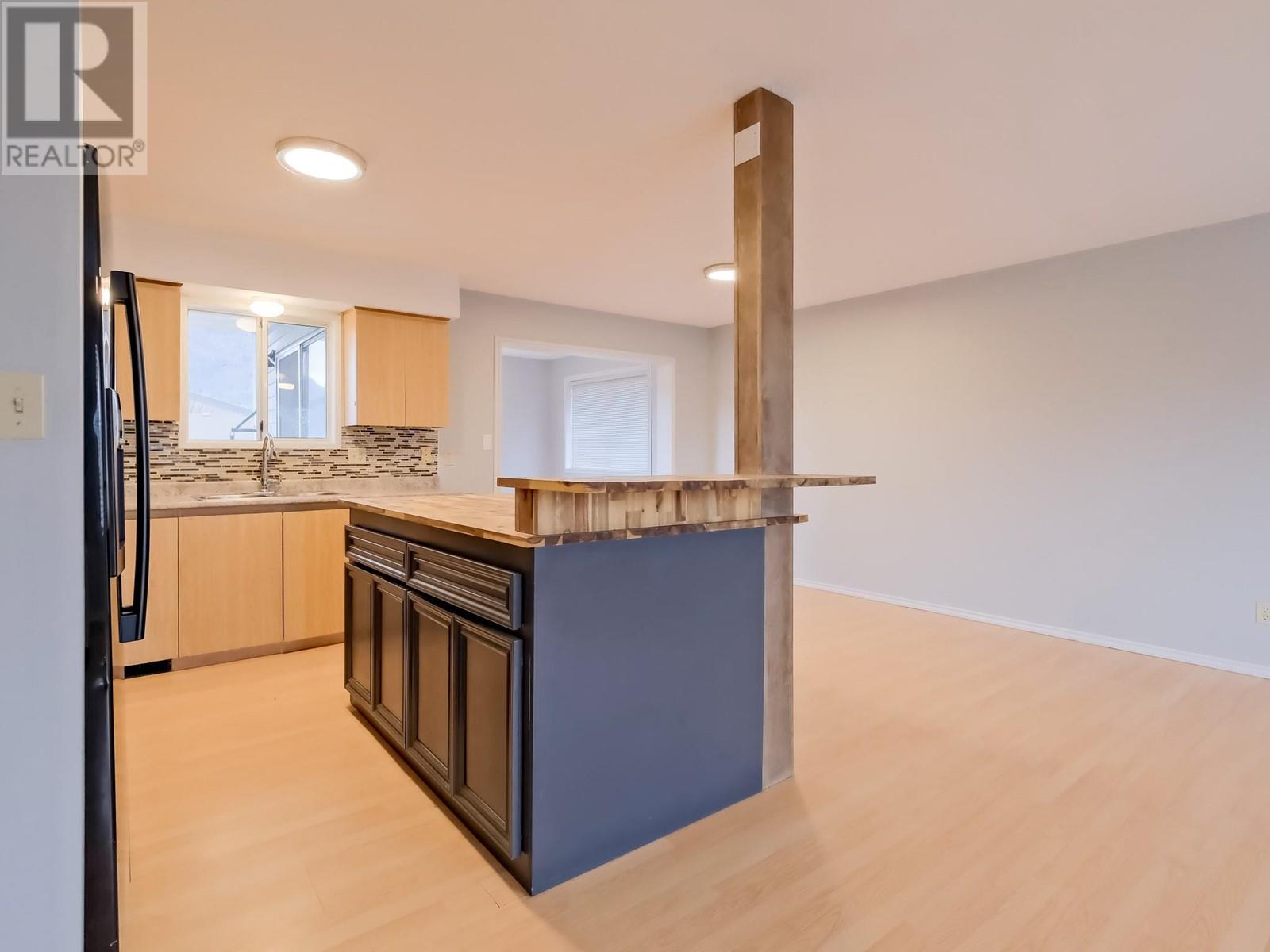 11 Willow Crescent, Osoyoos, British Columbia  V0H 1V3 - Photo 5 - 10339392