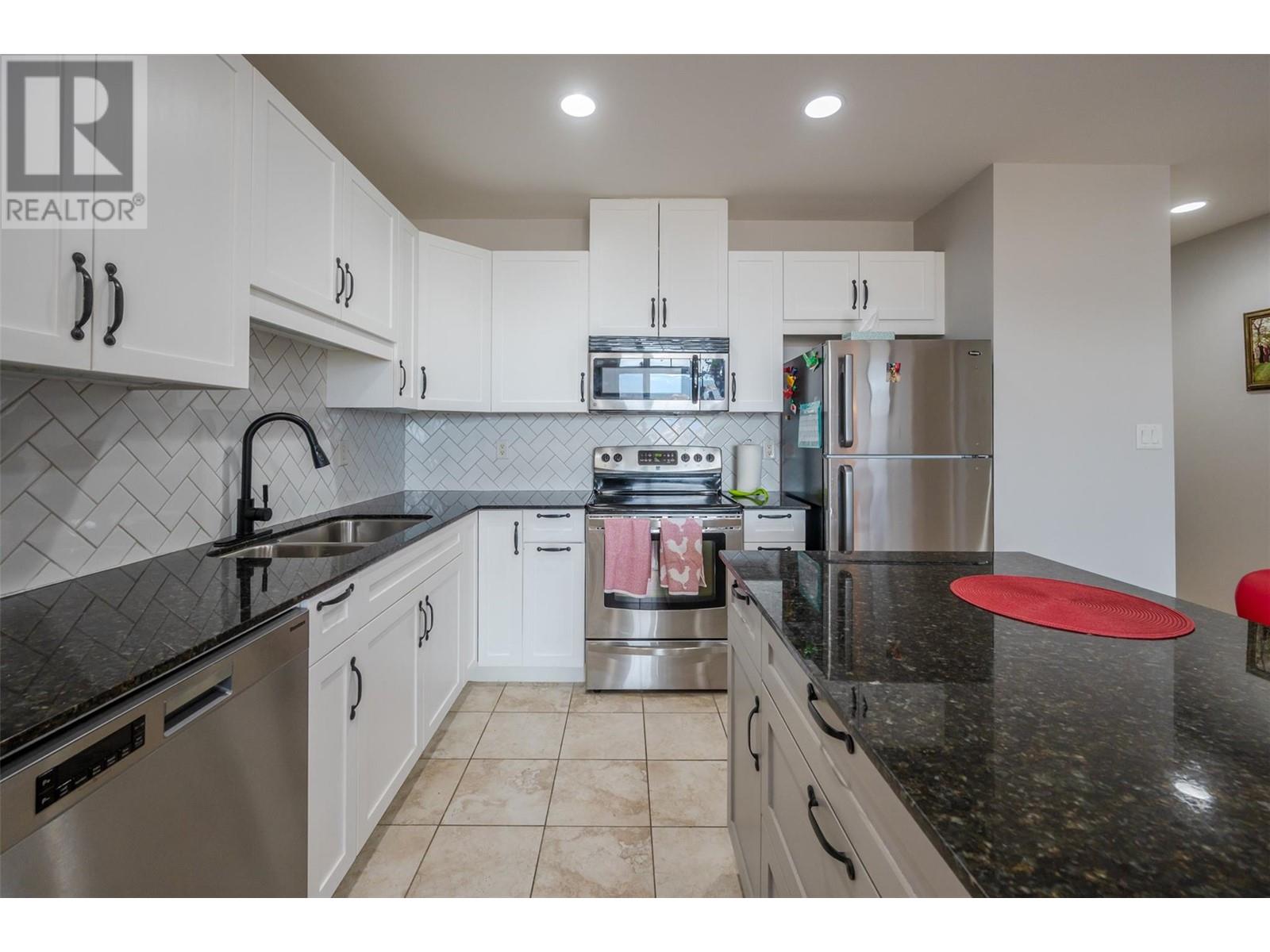 3301 Skaha Lake Road Unit# 608, Penticton, British Columbia  V2A 6G6 - Photo 10 - 10339123