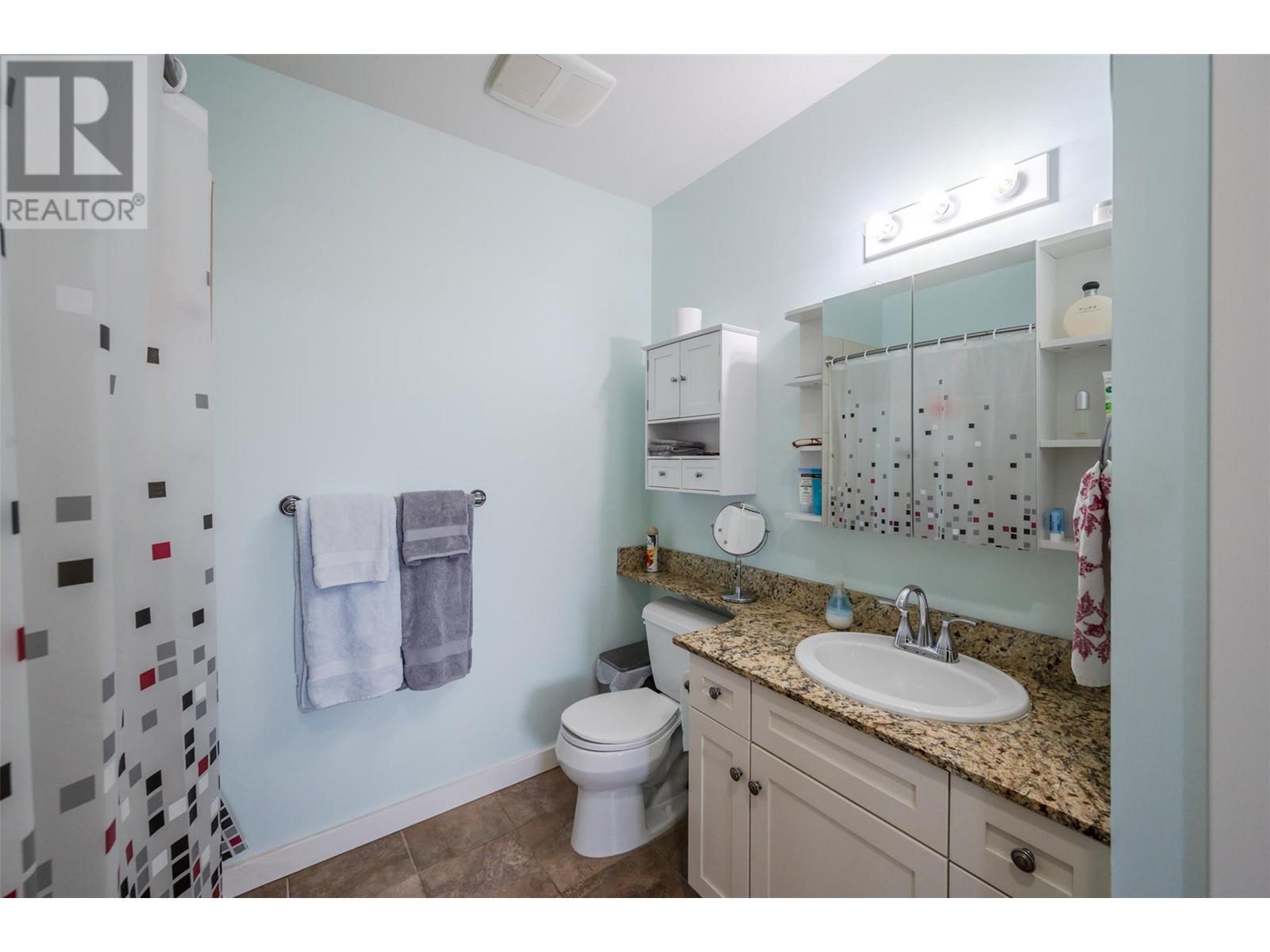 3301 Skaha Lake Road Unit# 608, Penticton, British Columbia  V2A 6G6 - Photo 13 - 10339123
