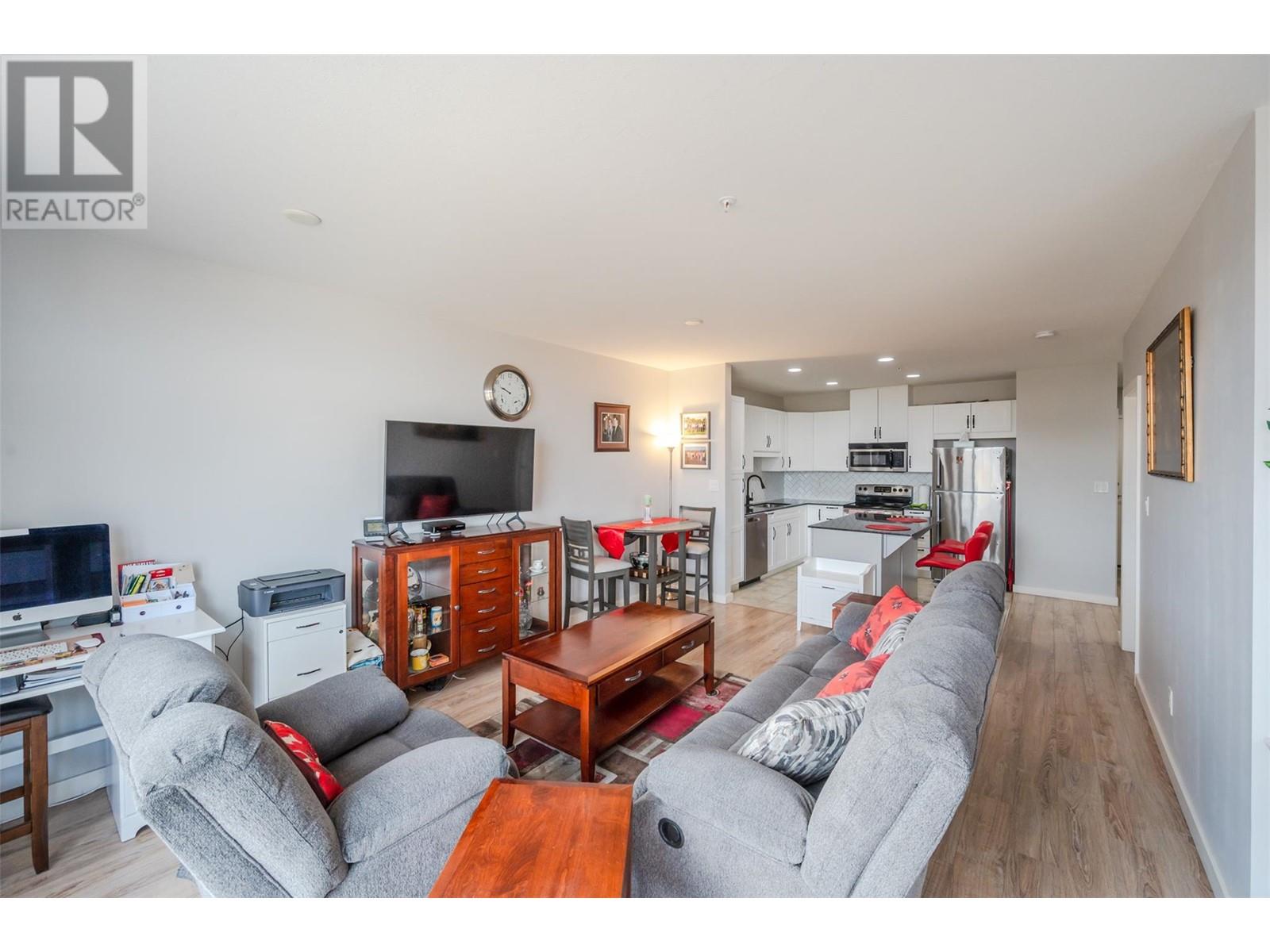 3301 Skaha Lake Road Unit# 608, Penticton, British Columbia  V2A 6G6 - Photo 6 - 10339123