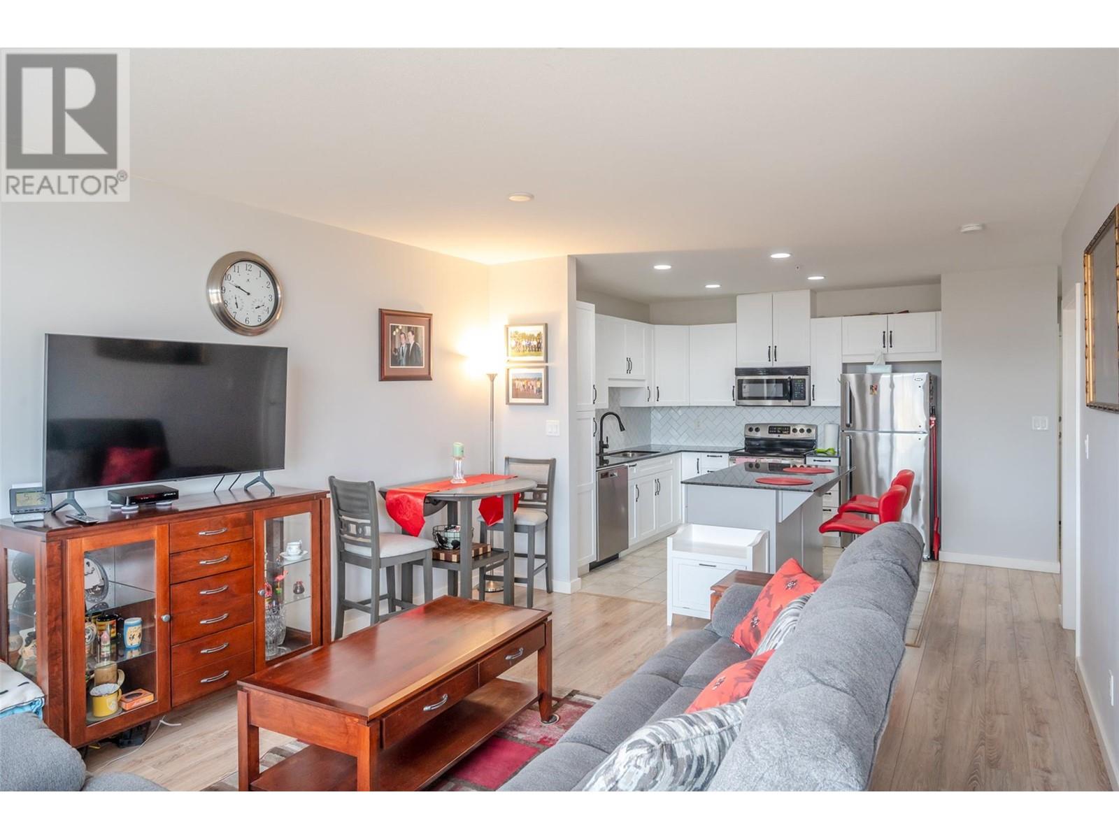 3301 Skaha Lake Road Unit# 608, Penticton, British Columbia  V2A 6G6 - Photo 7 - 10339123