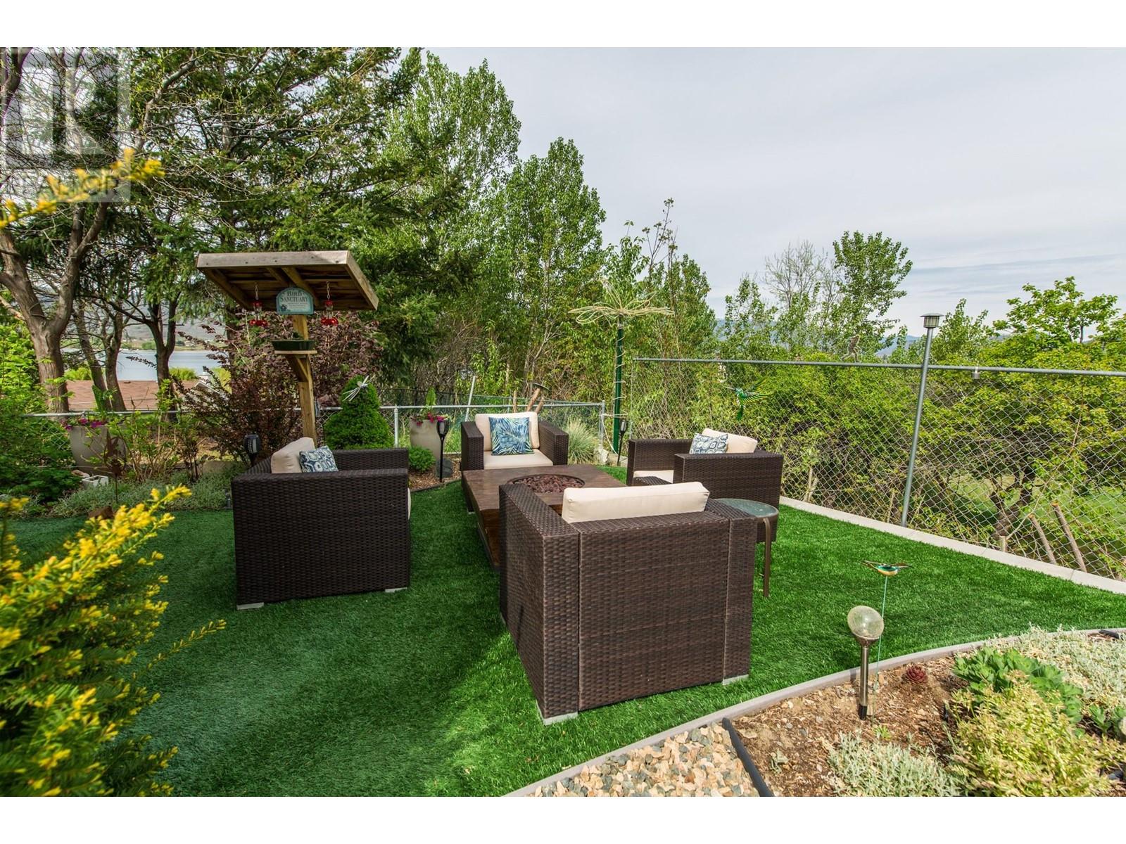 16 Chardonnay Court, Osoyoos, British Columbia  V0H 1V6 - Photo 22 - 10339353
