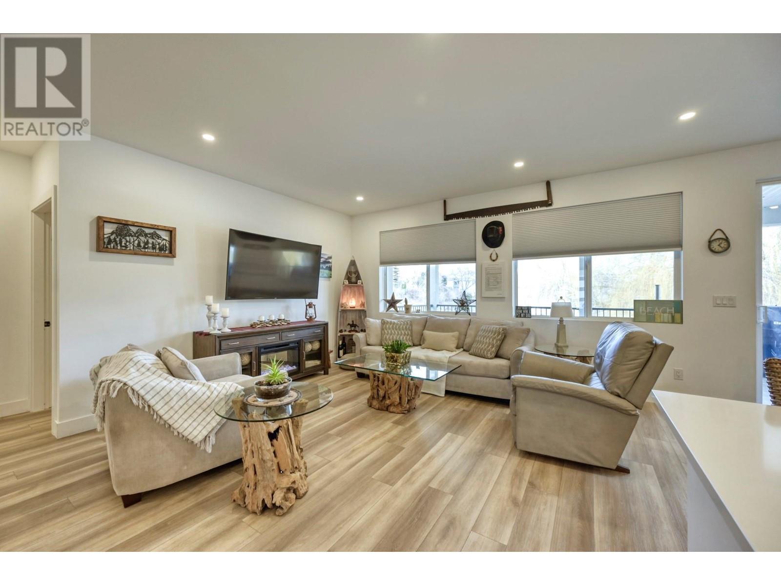 14 Lambert Court, Osoyoos, British Columbia  V0H 1V2 - Photo 10 - 10337108