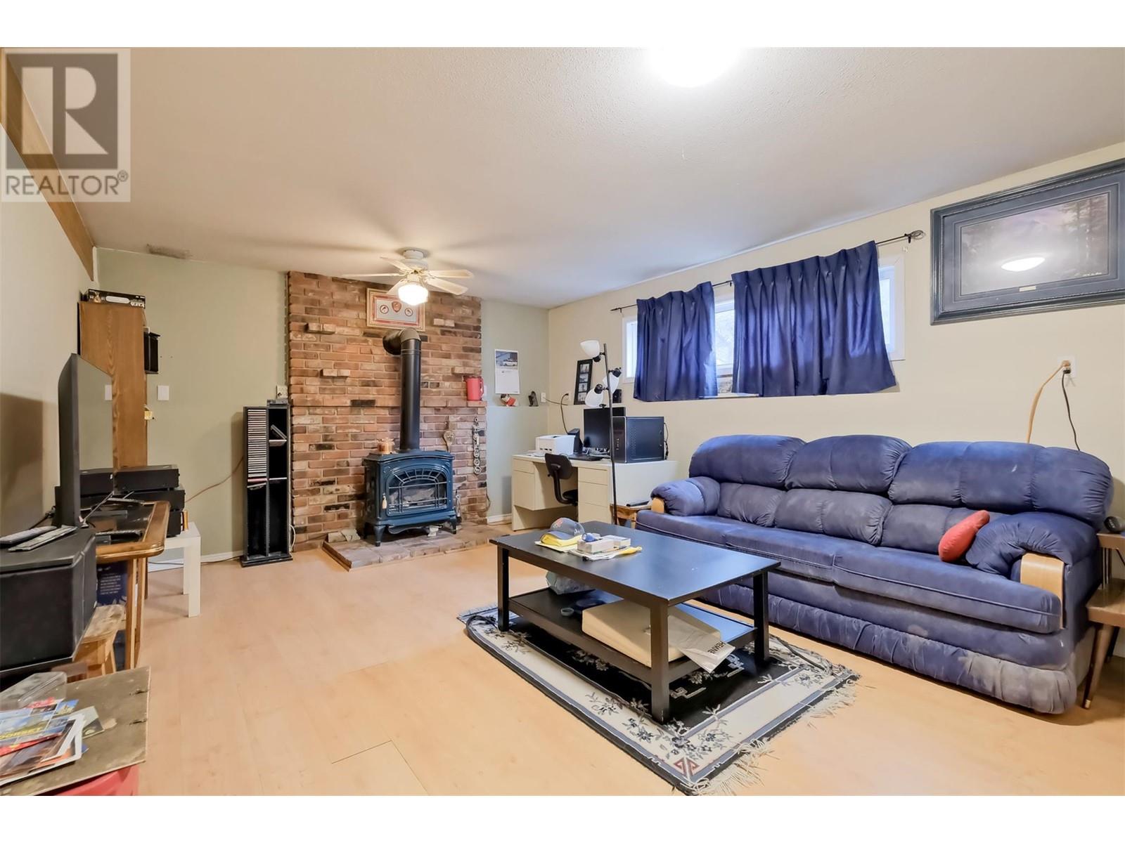 11813 Read Crescent, Summerland, British Columbia  V0H 1Z2 - Photo 2 - 10339015