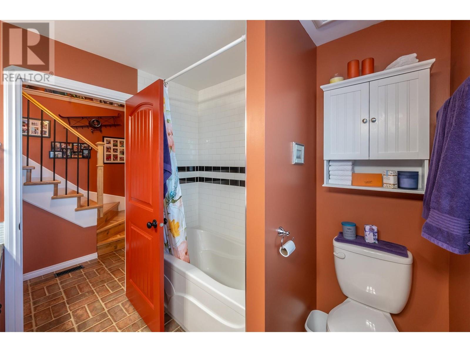 1329 Killarney Street, Penticton, British Columbia  V2A 4R4 - Photo 21 - 10339429
