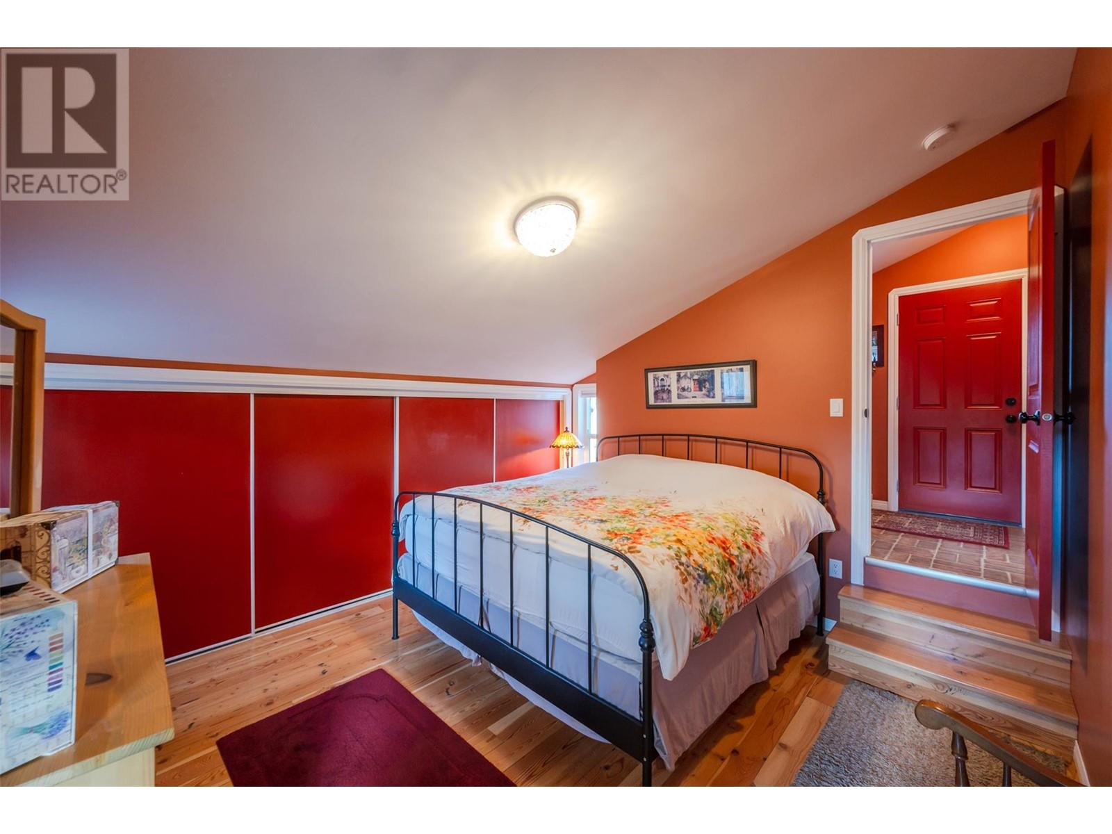 1329 Killarney Street, Penticton, British Columbia  V2A 4R4 - Photo 24 - 10339429
