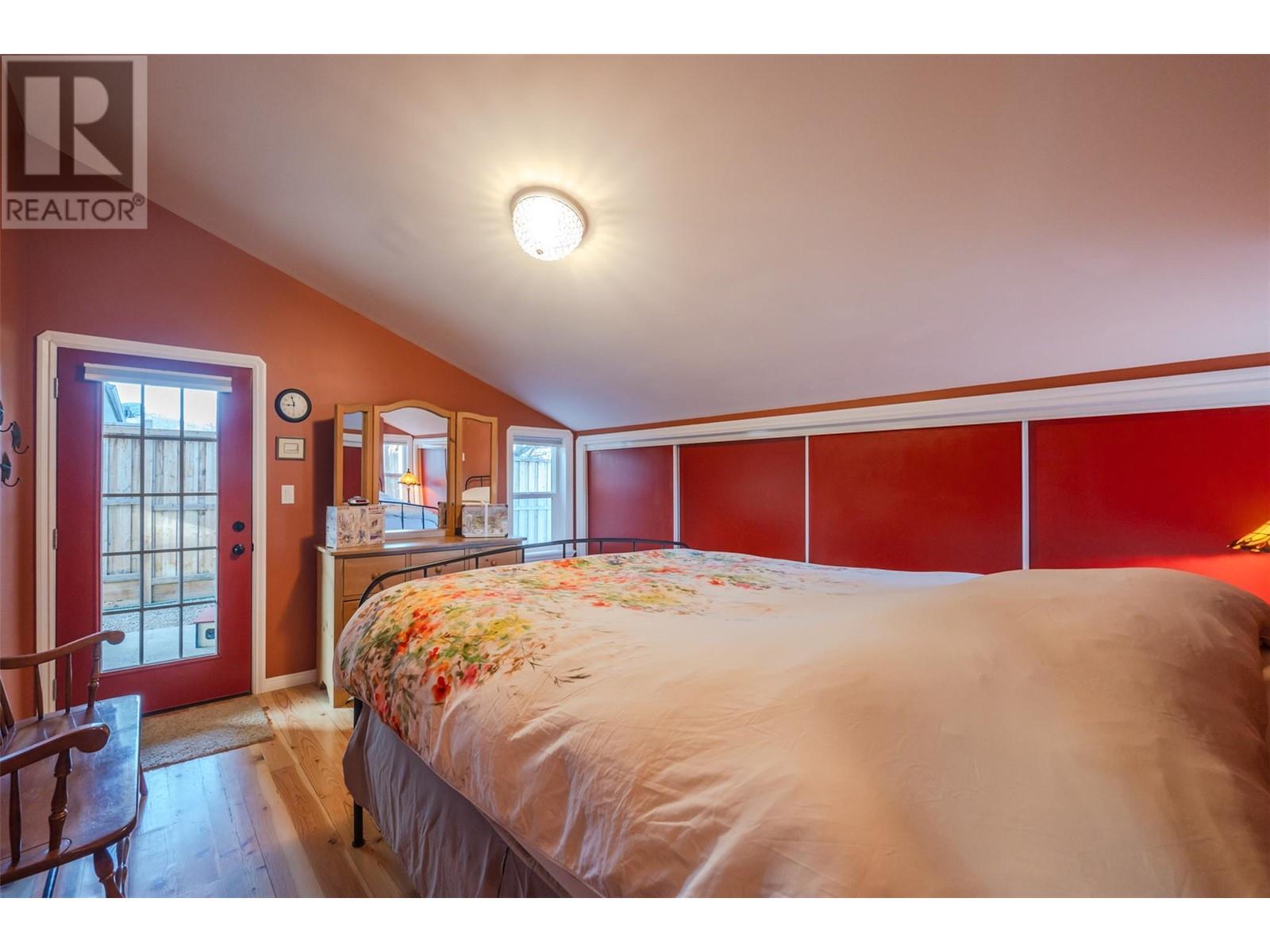1329 Killarney Street, Penticton, British Columbia  V2A 4R4 - Photo 26 - 10339429