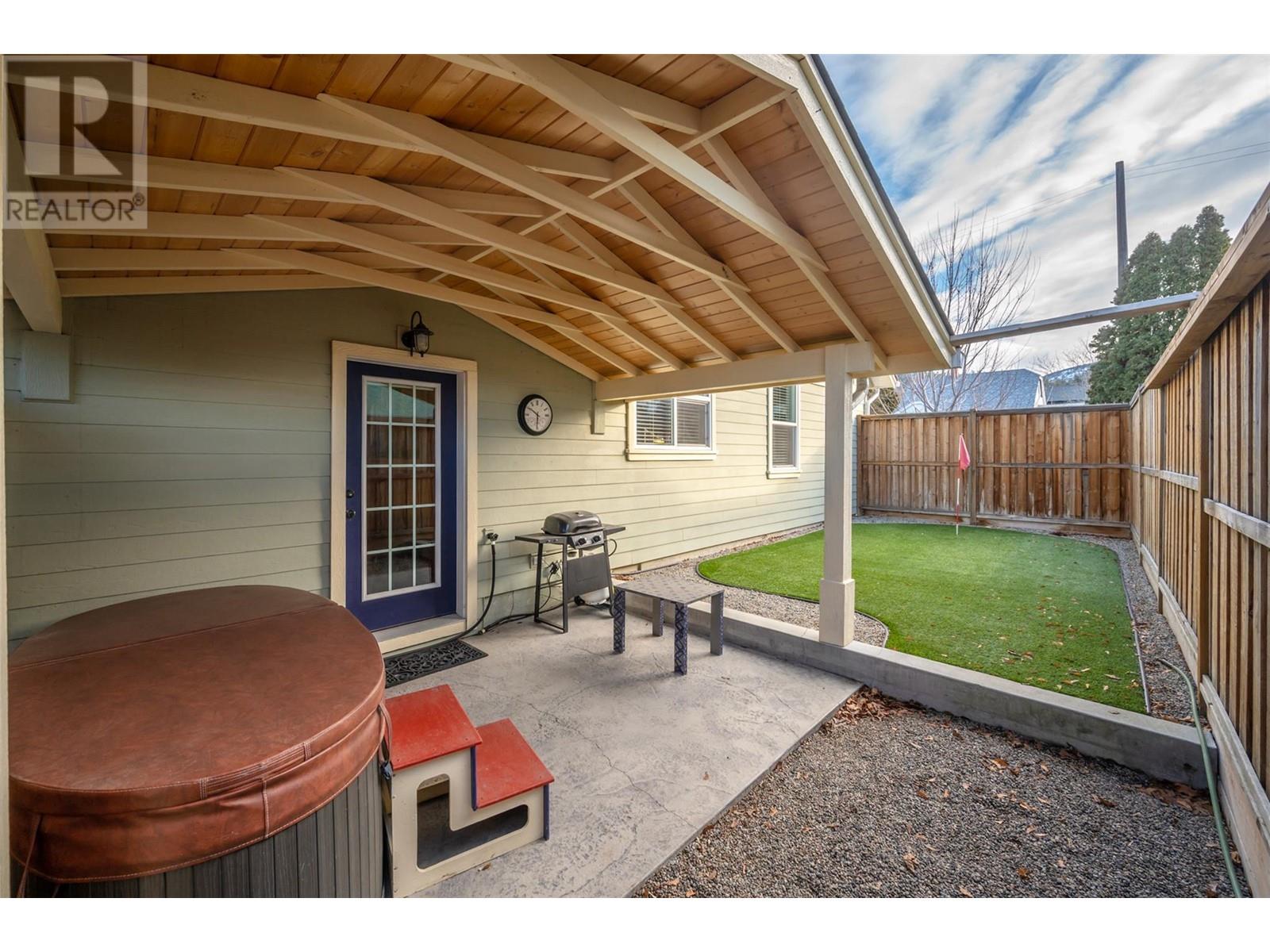 1329 Killarney Street, Penticton, British Columbia  V2A 4R4 - Photo 28 - 10339429