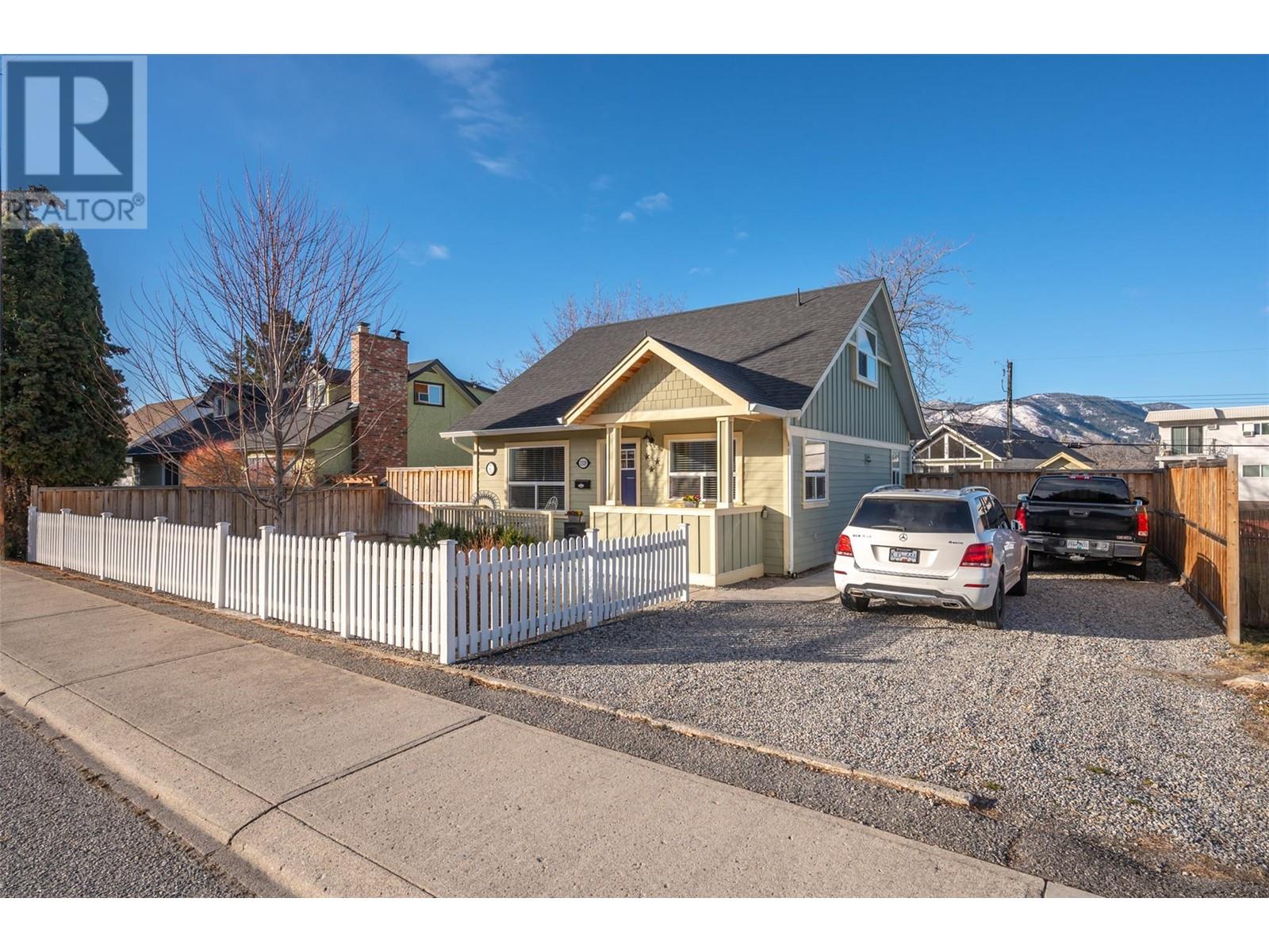 1329 Killarney Street, Penticton, British Columbia  V2A 4R4 - Photo 3 - 10339429