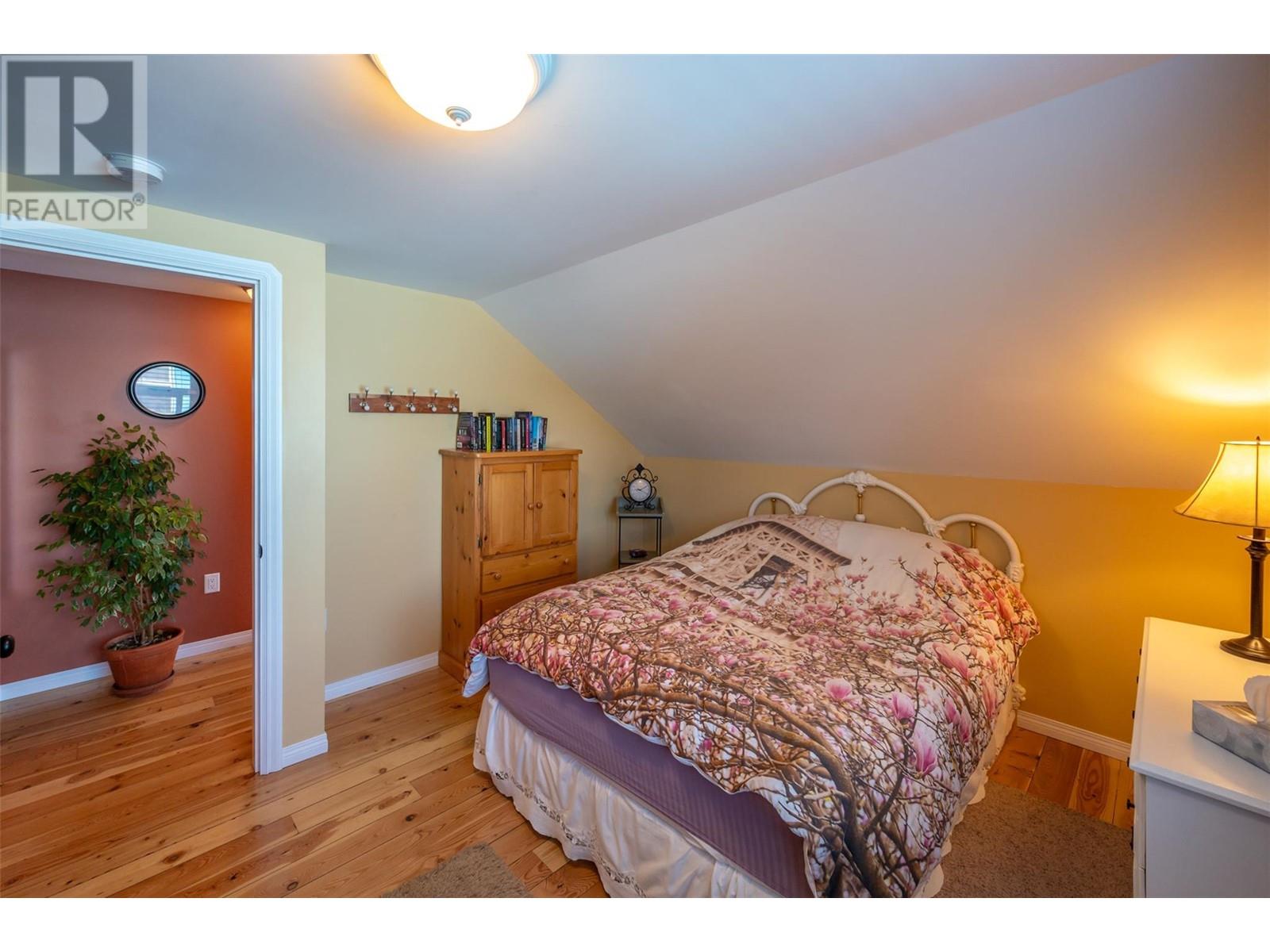 1329 Killarney Street, Penticton, British Columbia  V2A 4R4 - Photo 31 - 10339429