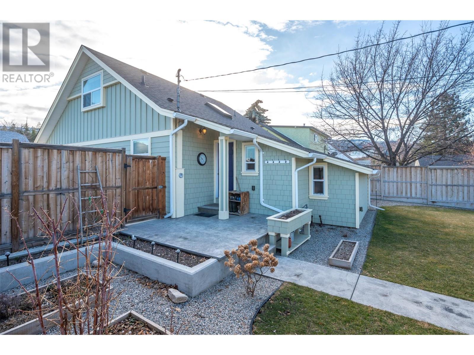 1329 Killarney Street, Penticton, British Columbia  V2A 4R4 - Photo 39 - 10339429
