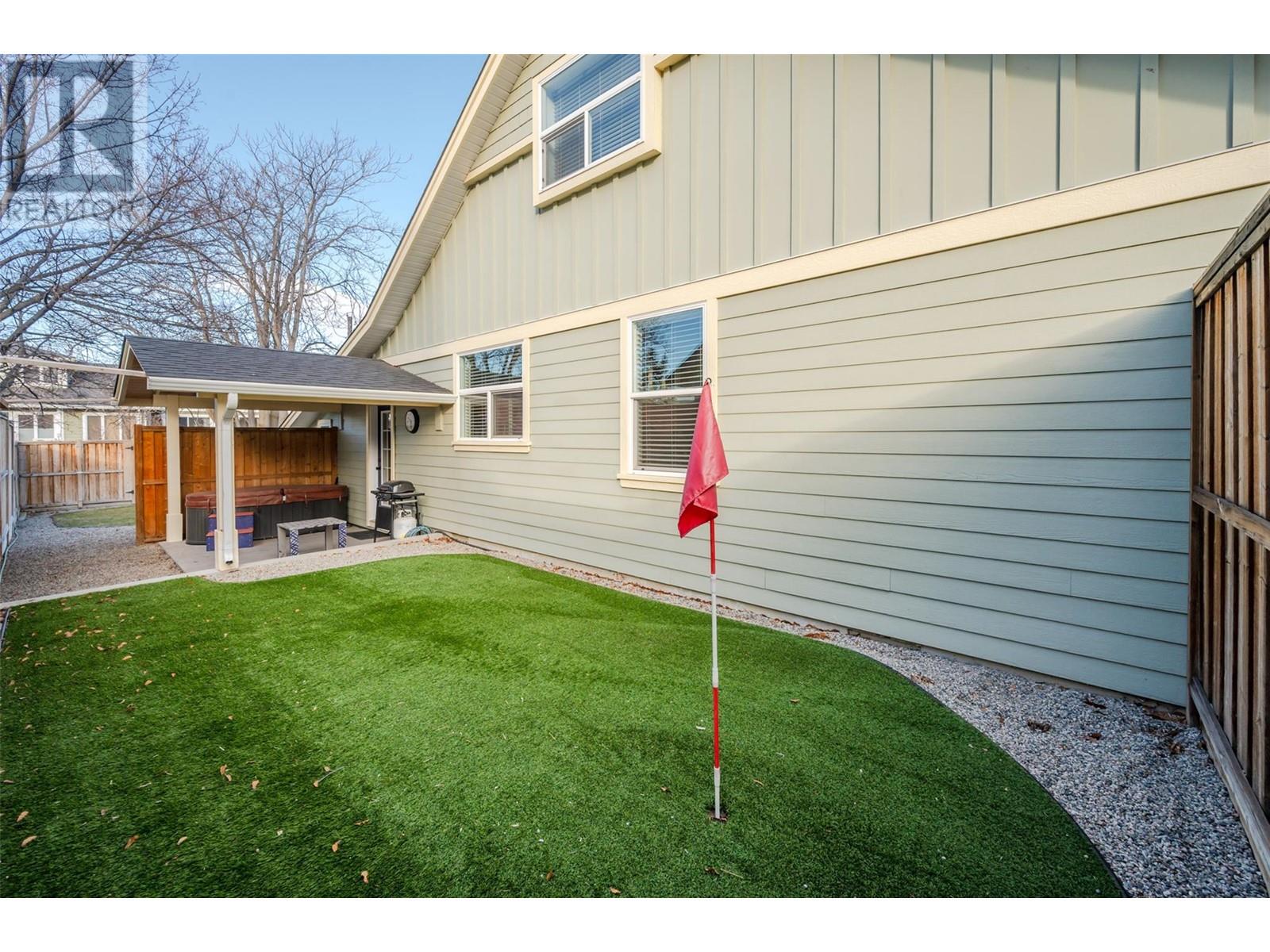 1329 Killarney Street, Penticton, British Columbia  V2A 4R4 - Photo 50 - 10339429