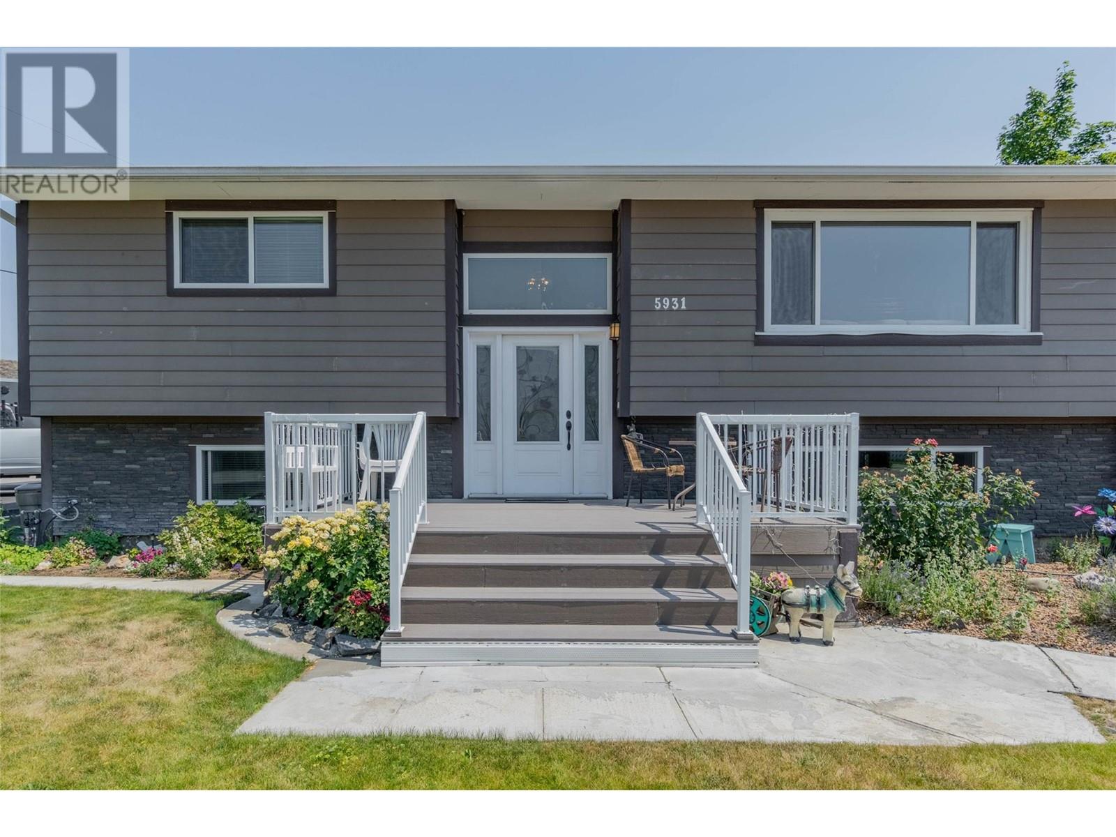 5913 Dividend Street, Oliver, British Columbia  V0H 1T6 - Photo 3 - 10339399