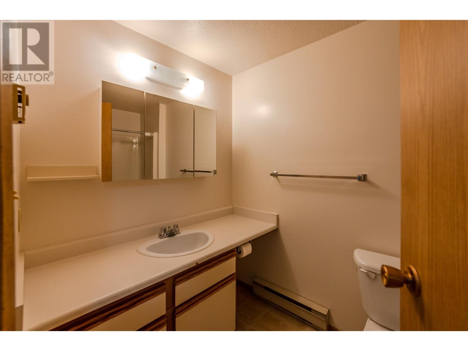 284 Yorkton Avenue Unit# 404, Penticton, British Columbia  V2A 3V5 - Photo 10 - 10339534