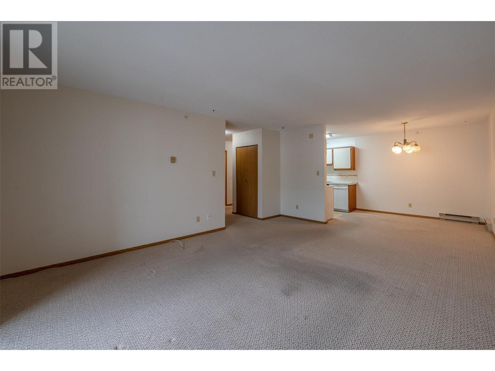 284 Yorkton Avenue Unit# 404, Penticton, British Columbia  V2A 3V5 - Photo 6 - 10339534