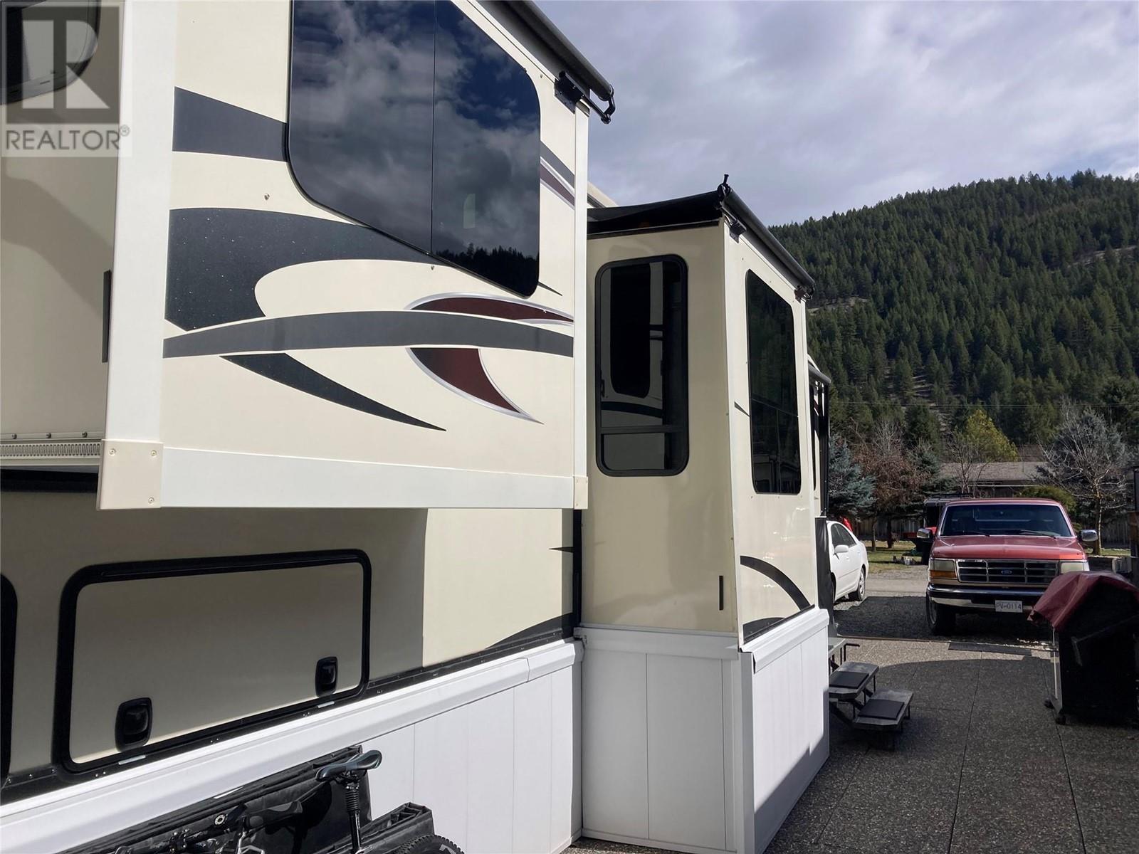 321 Copper Avenue N Unit# 31, Greenwood, British Columbia  V0H 1J0 - Photo 5 - 10339320