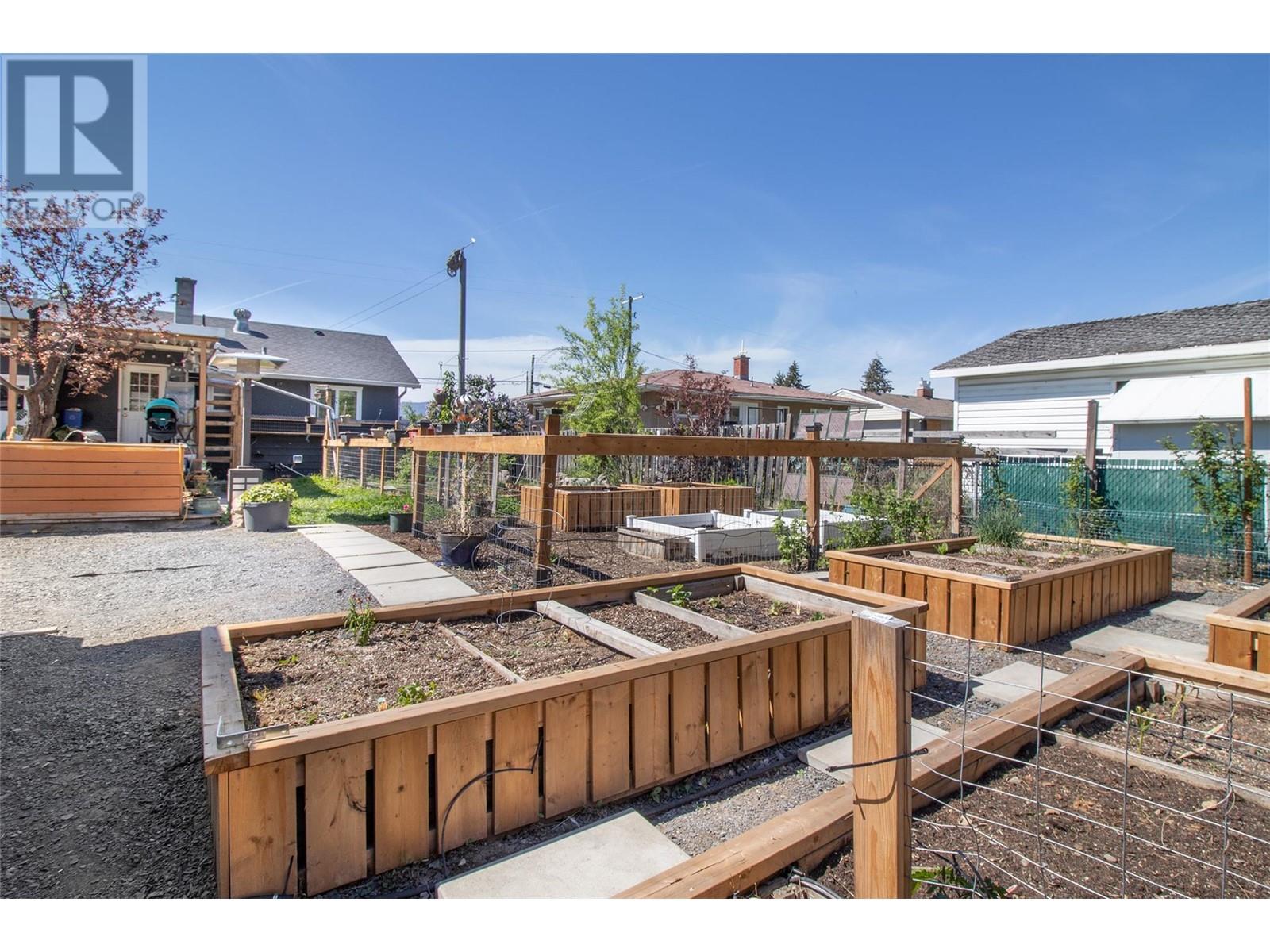 195 Sadler Road, Kelowna, British Columbia  V1X 2Y6 - Photo 36 - 10339568