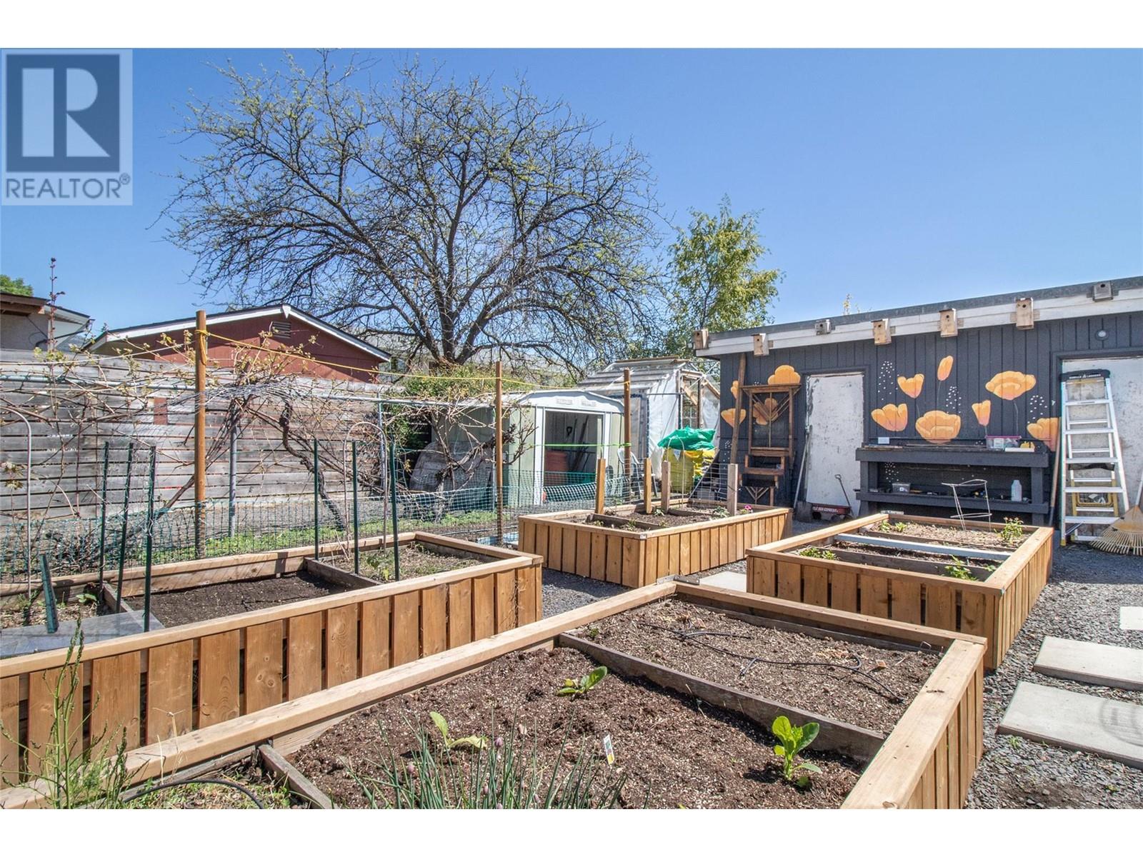 195 Sadler Road, Kelowna, British Columbia  V1X 2Y6 - Photo 38 - 10339568