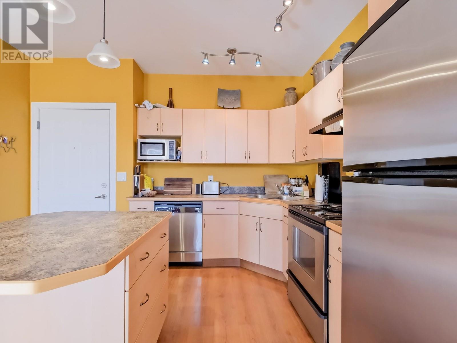 857 Fairview Road Unit# 304, Penticton, British Columbia  V2A 5Y7 - Photo 10 - 10339531