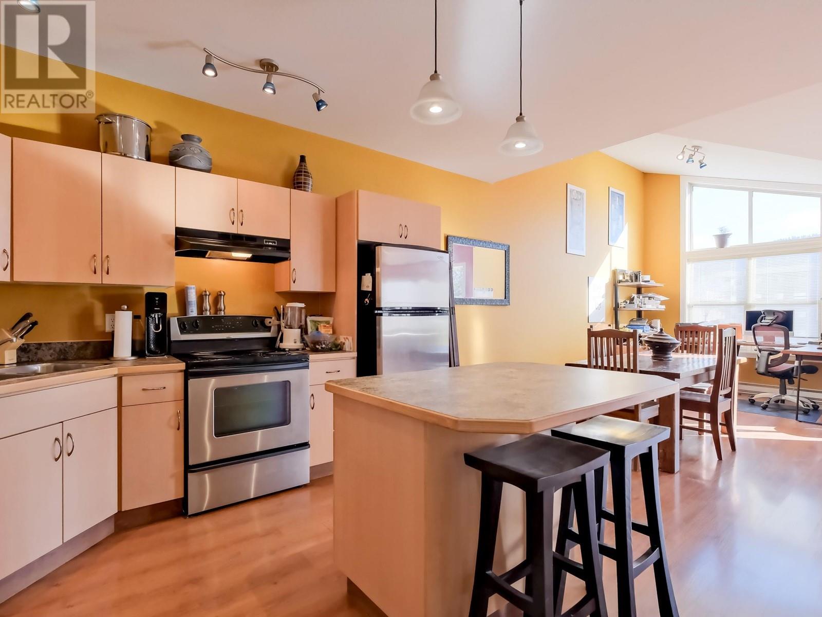 857 Fairview Road Unit# 304, Penticton, British Columbia  V2A 5Y7 - Photo 5 - 10339531