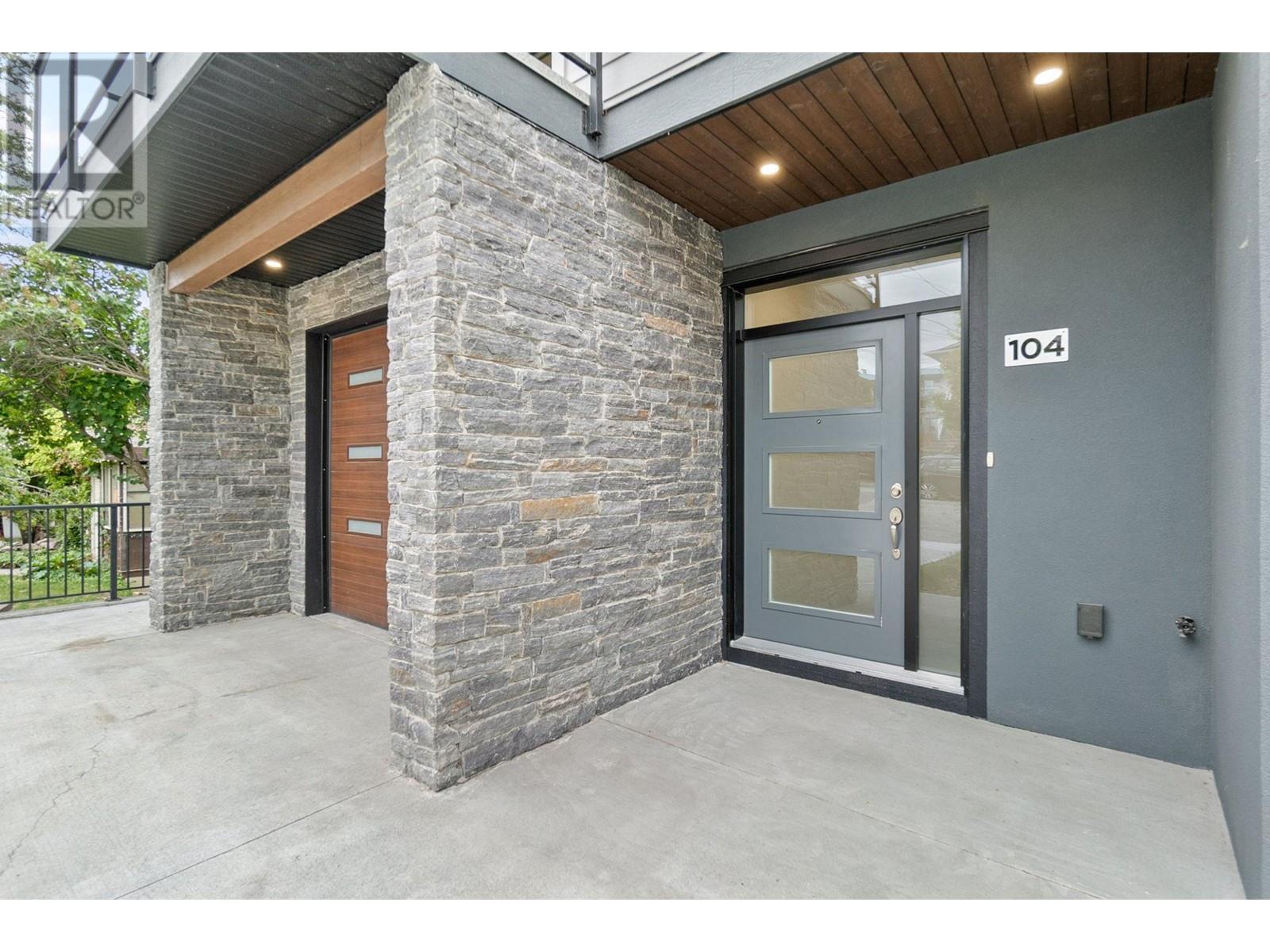 190 Vancouver Avenue Unit# 104, Penticton, British Columbia  V2A 1A2 - Photo 2 - 10339122