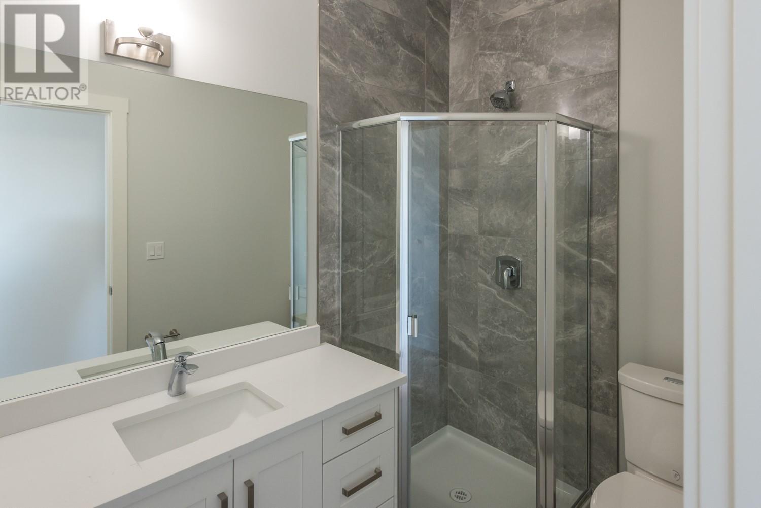 742 Kamloops Avenue Unit# 101, Penticton, British Columbia  V2A 2J4 - Photo 6 - 10339588