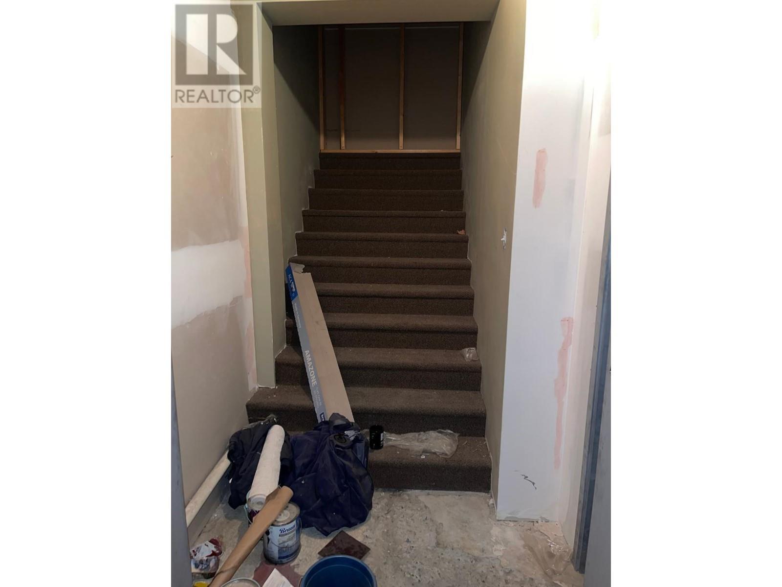 1221 7th Avenue, Fernie, British Columbia  V0B 1M0 - Photo 13 - 10339485