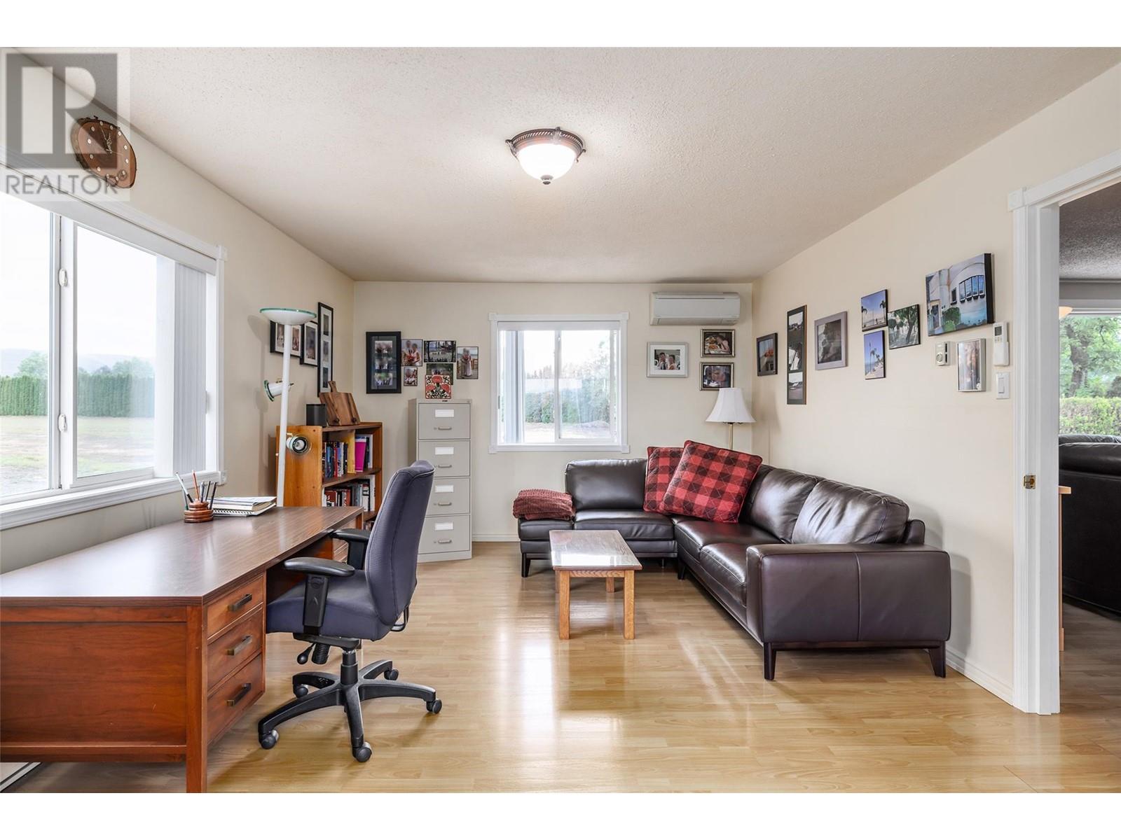 1789 Munson Road, Kelowna, British Columbia  V1W 2G8 - Photo 6 - 10339714